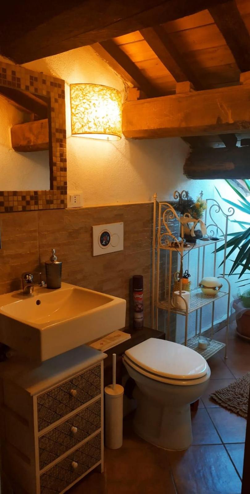 Triple Room with Bathroom - Photo 11