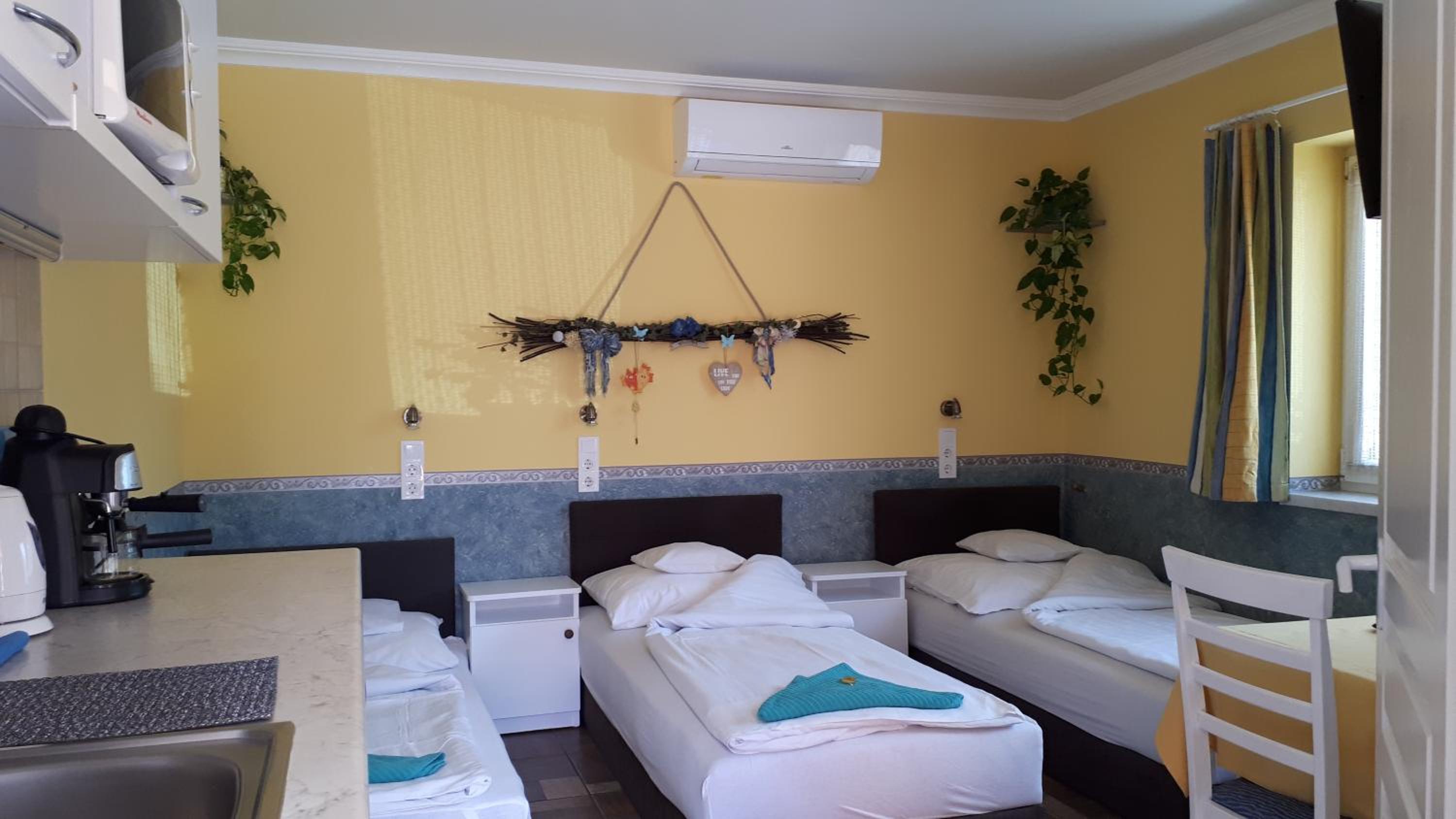 Triple Room photo 2