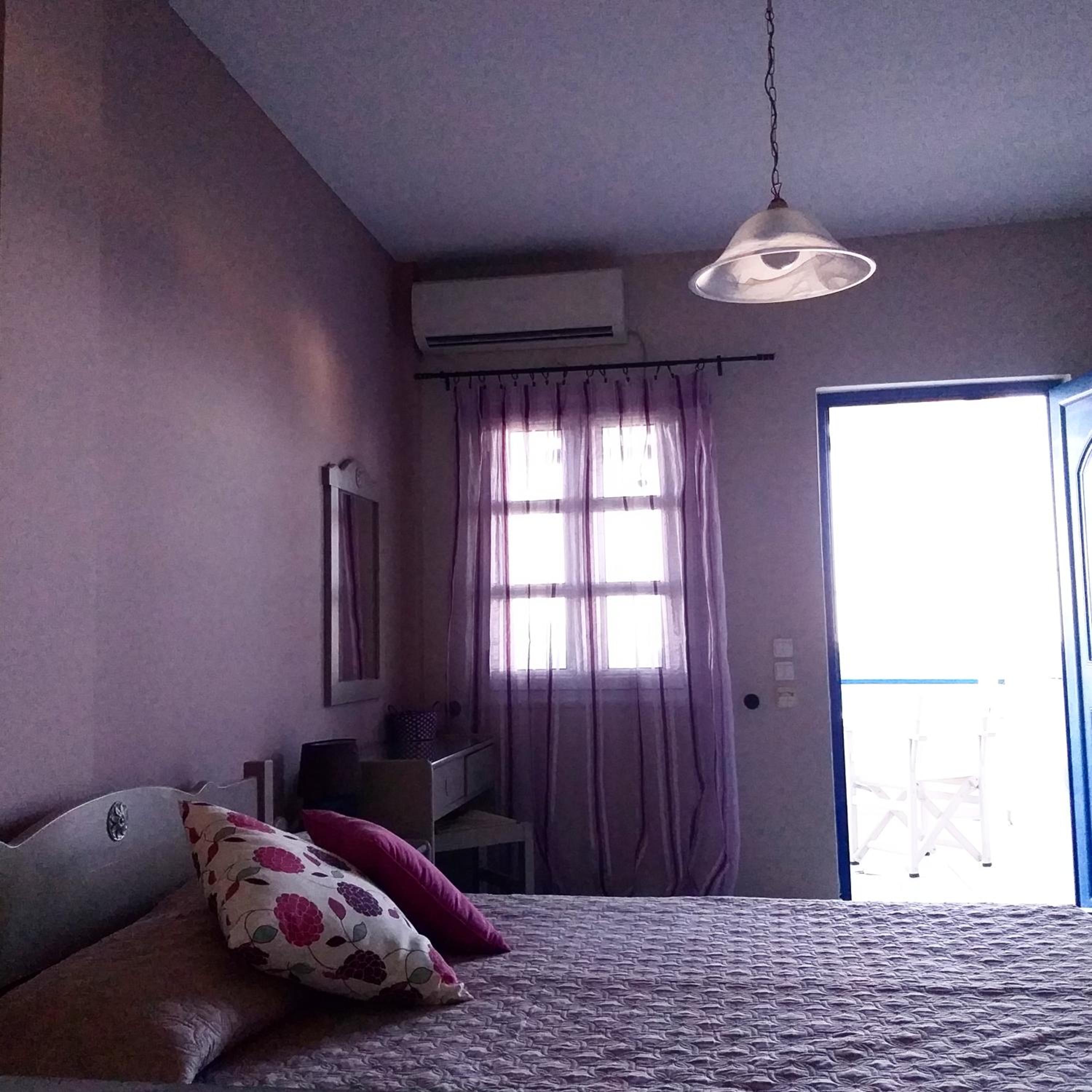 One-Bedroom Apartment with Sea View - Photo 10