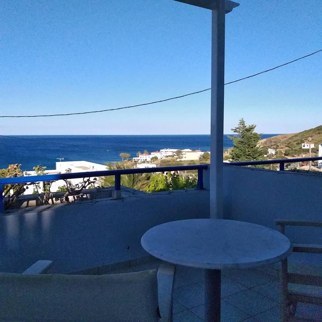 One-Bedroom Apartment with Sea View - Photo 8