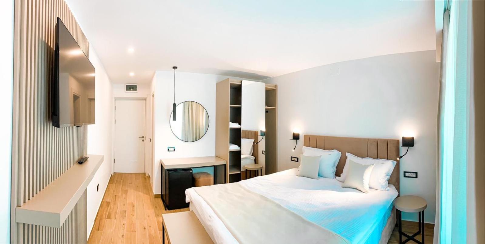 Deluxe Double Room photo 3