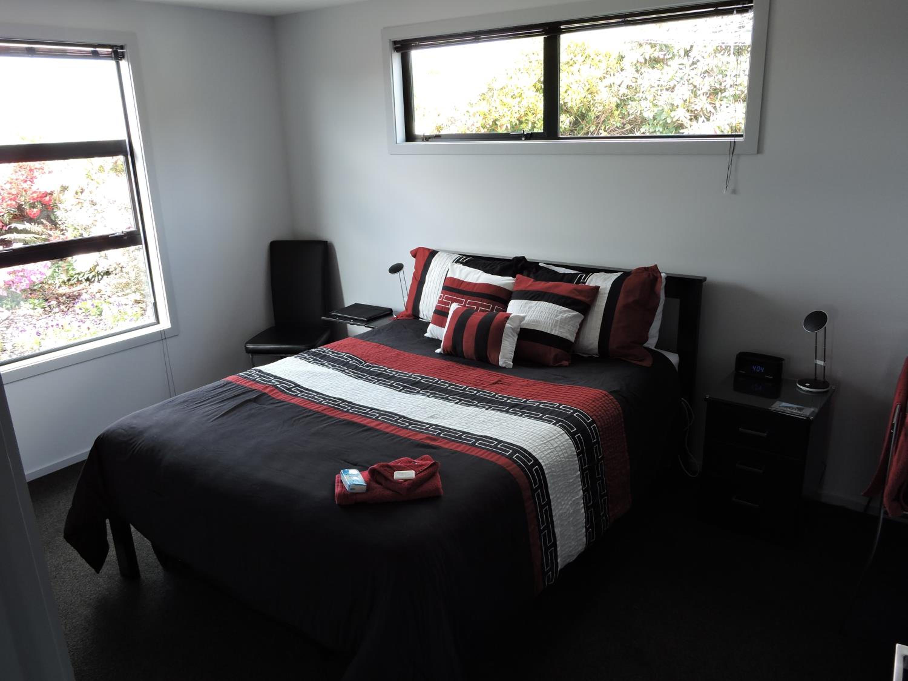 Twin Room with Shared Bathroom photo 1