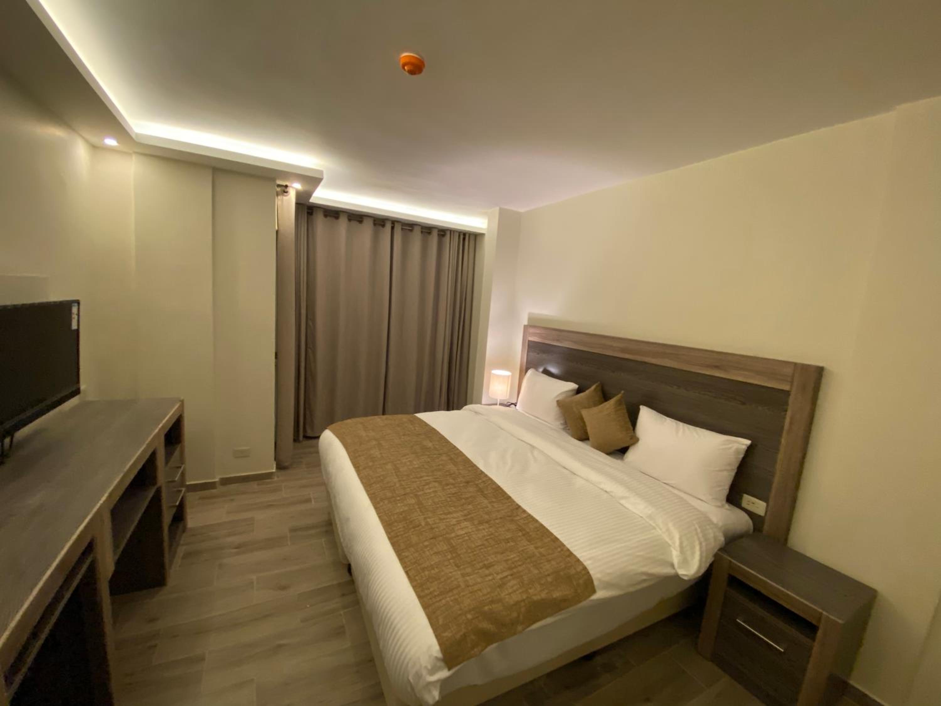 Deluxe Double Room - Photo 18