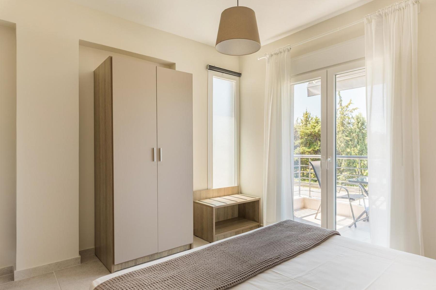 Deluxe Suite with Spa Bath photo 1