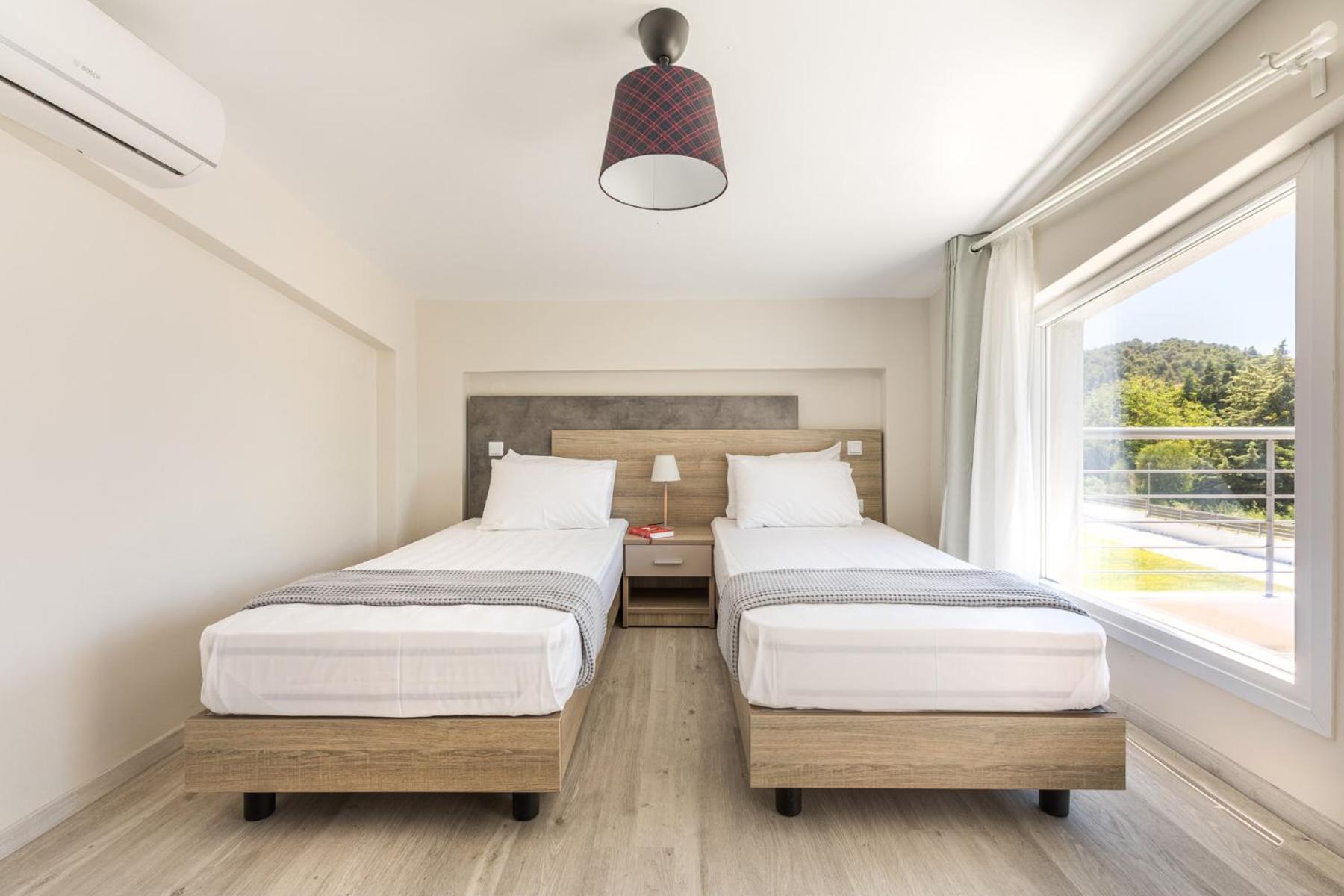 Three-Bedroom Villa photo 2