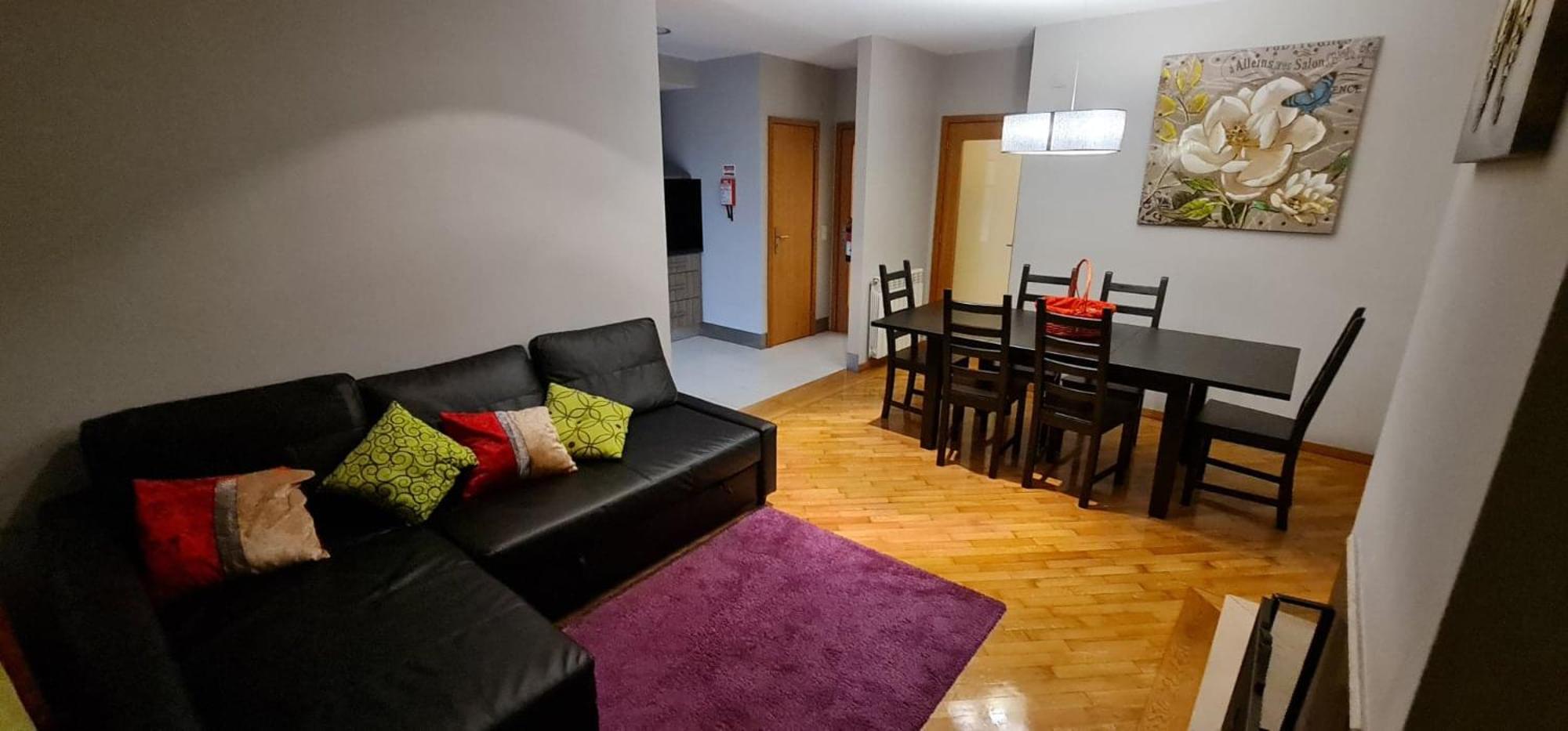 Two-Bedroom Apartment - Photo 5