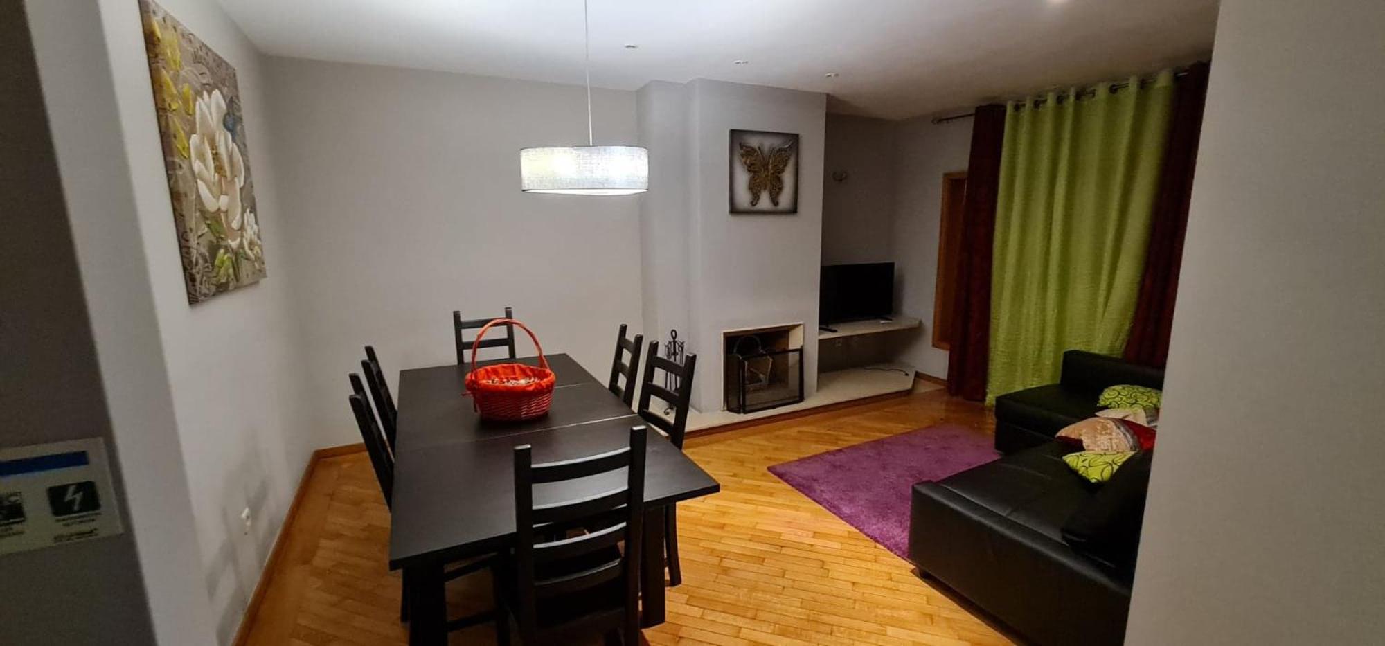 Two-Bedroom Apartment - Photo 6