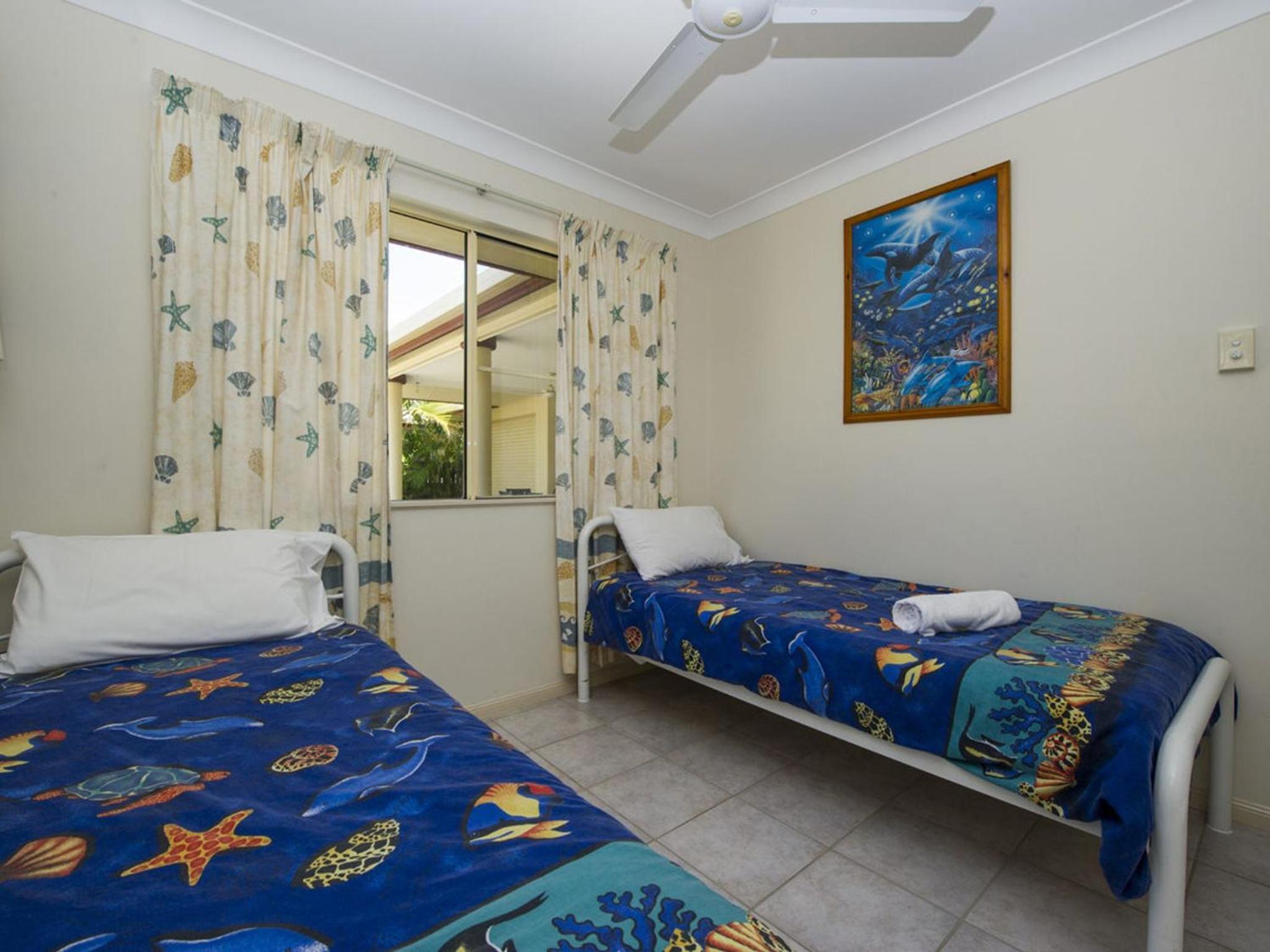 Three-Bedroom House photo 3