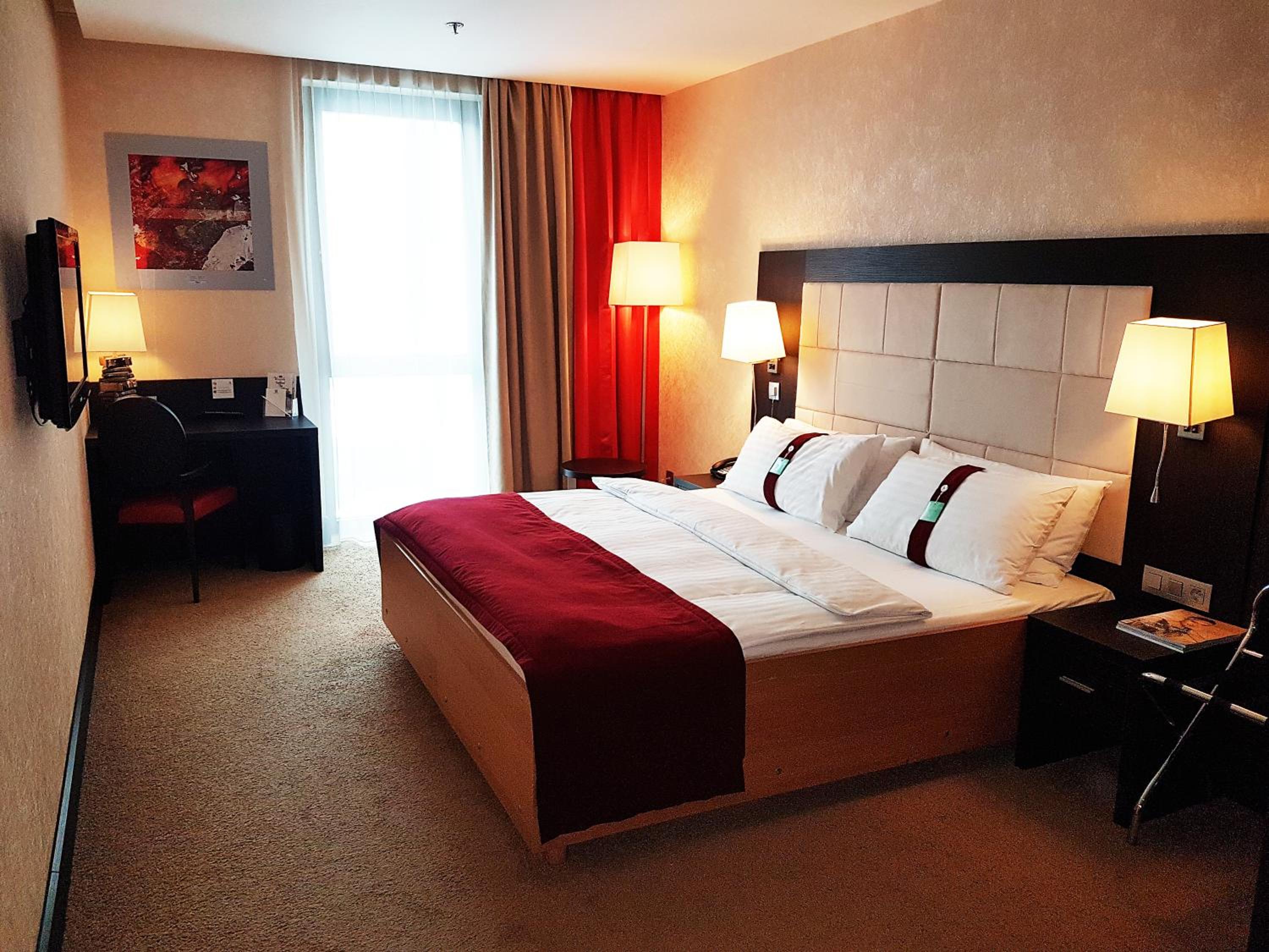 Standard King Room - Photo 1