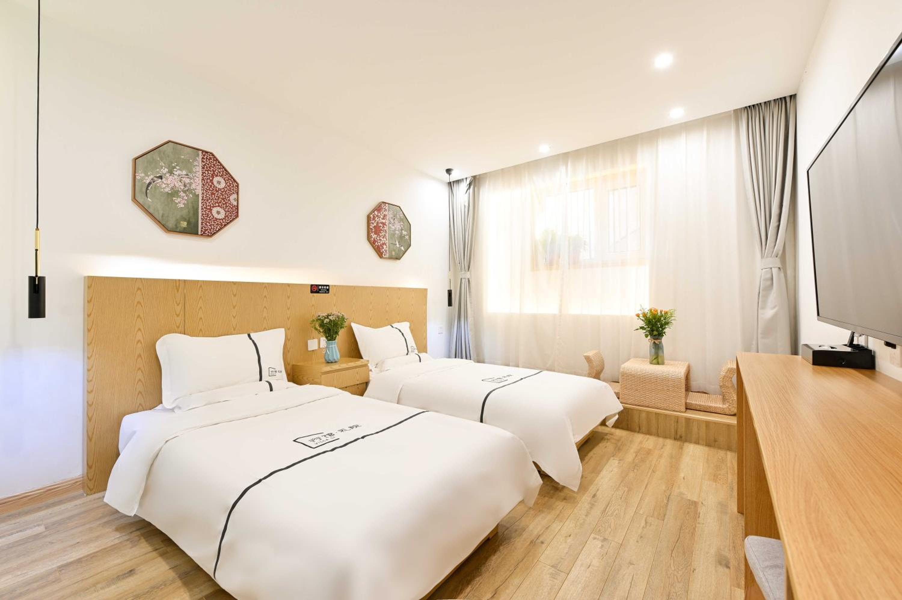 Li Yuan Deluxe Twin Room - Photo 1
