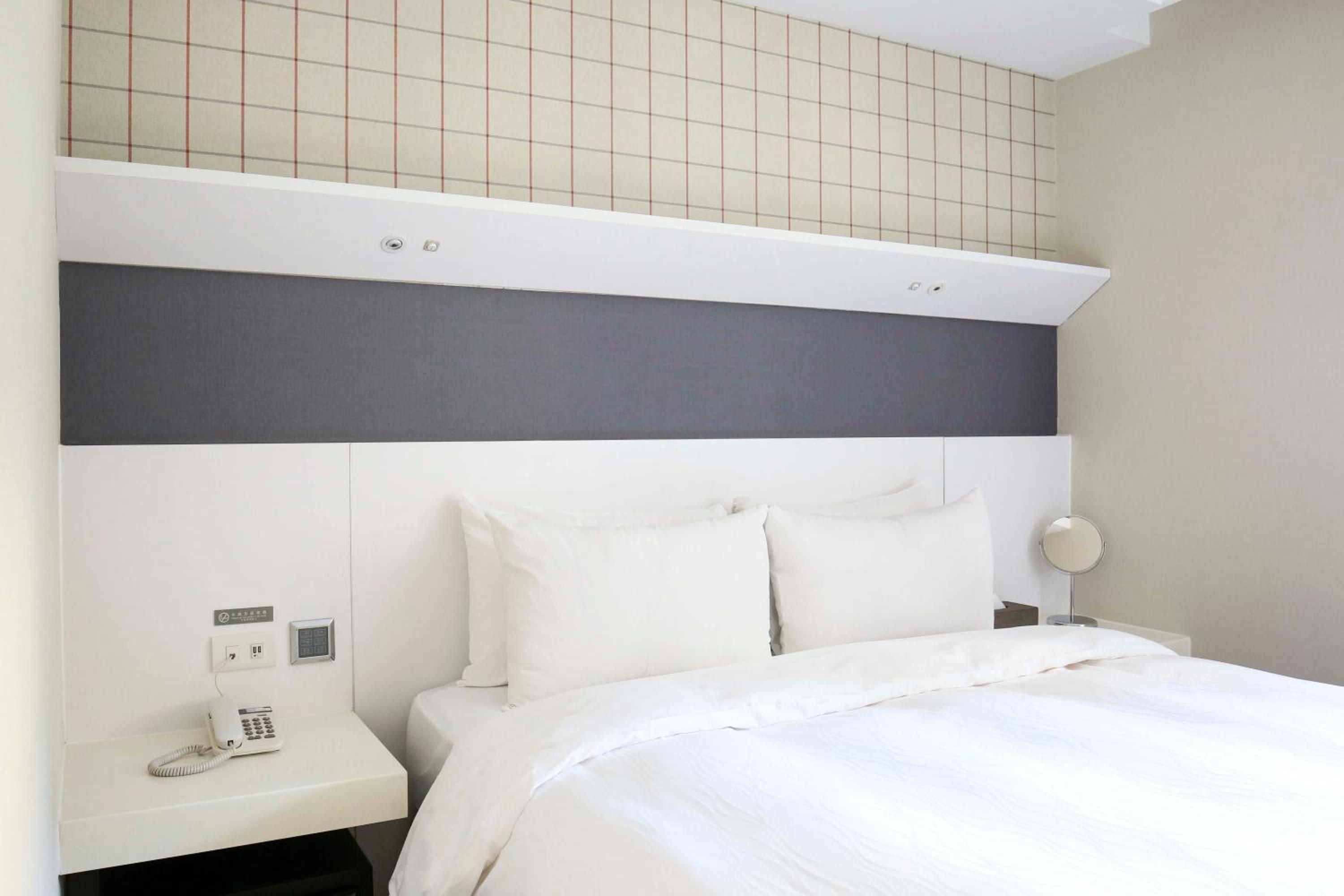 Standard Double Room photo 3