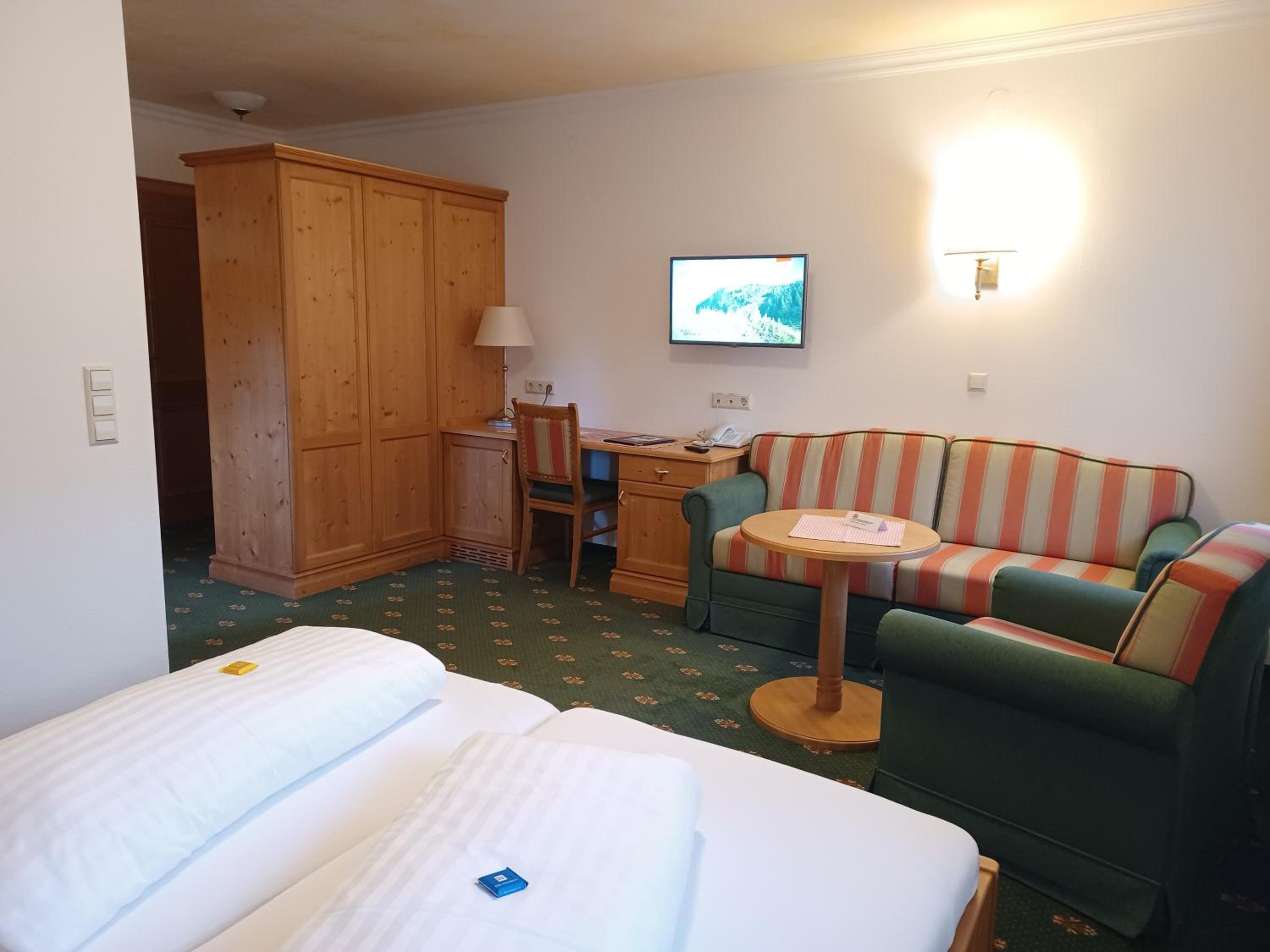 Luxury Suite