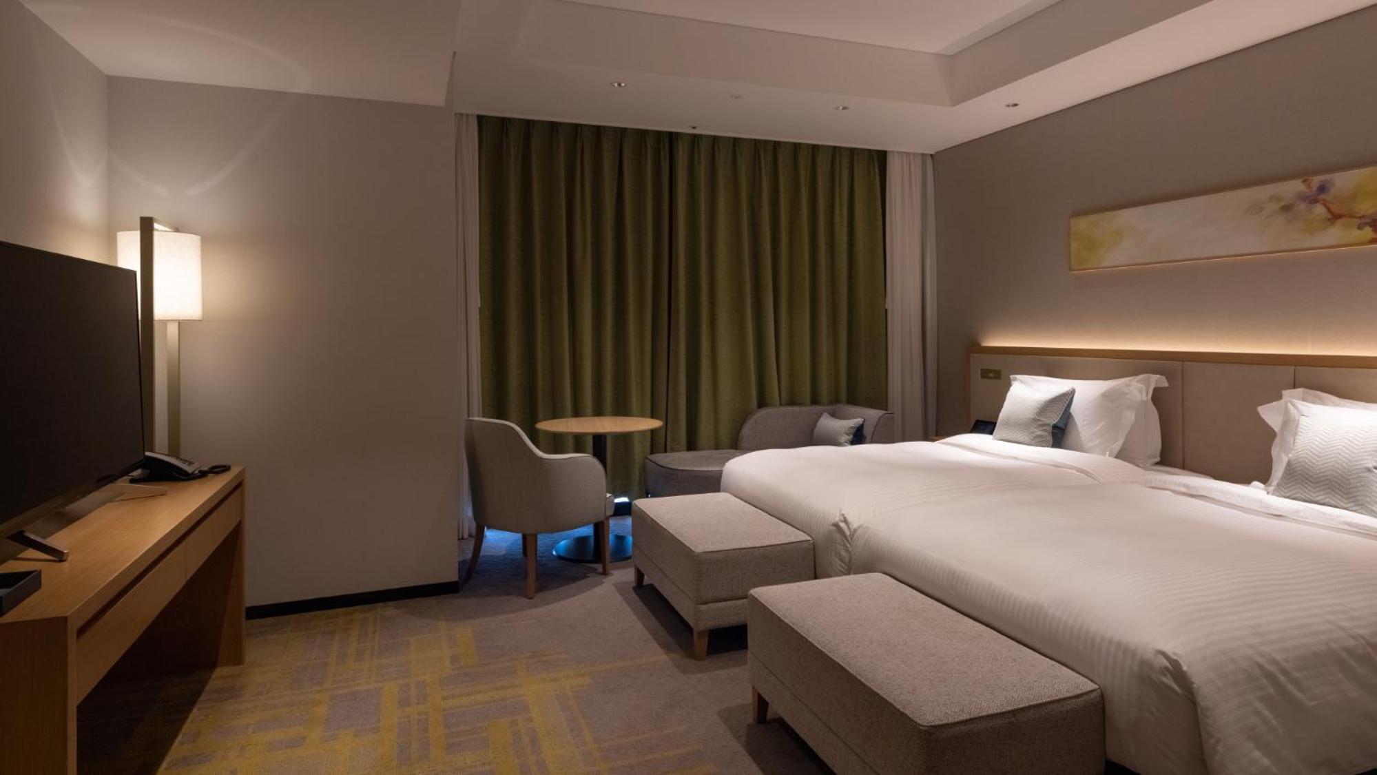 Deluxe Twin Room - Non-Smoking	 - Photo 4