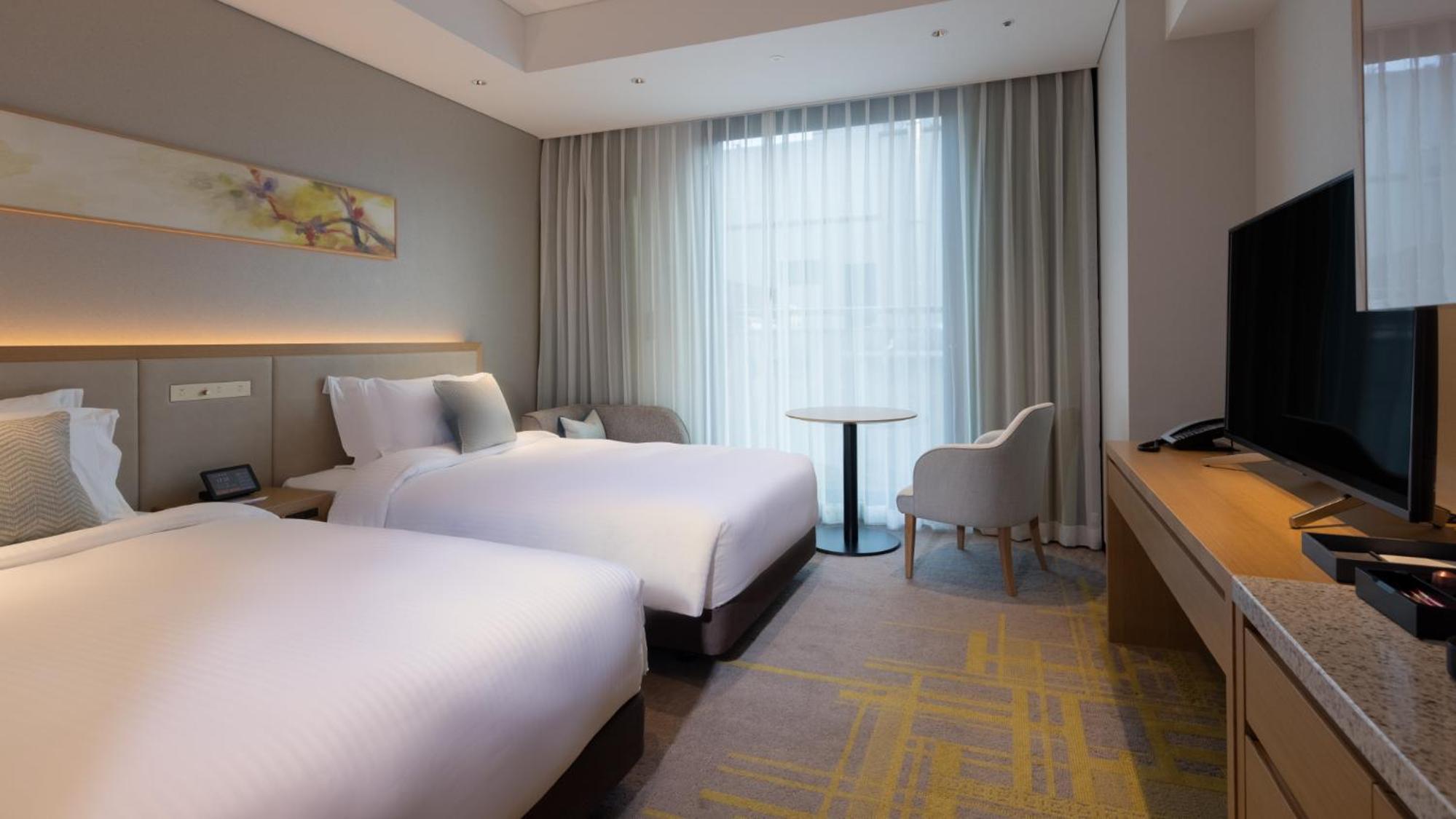 Premium Superior Twin Room - Non-Smoking	 - Photo 14