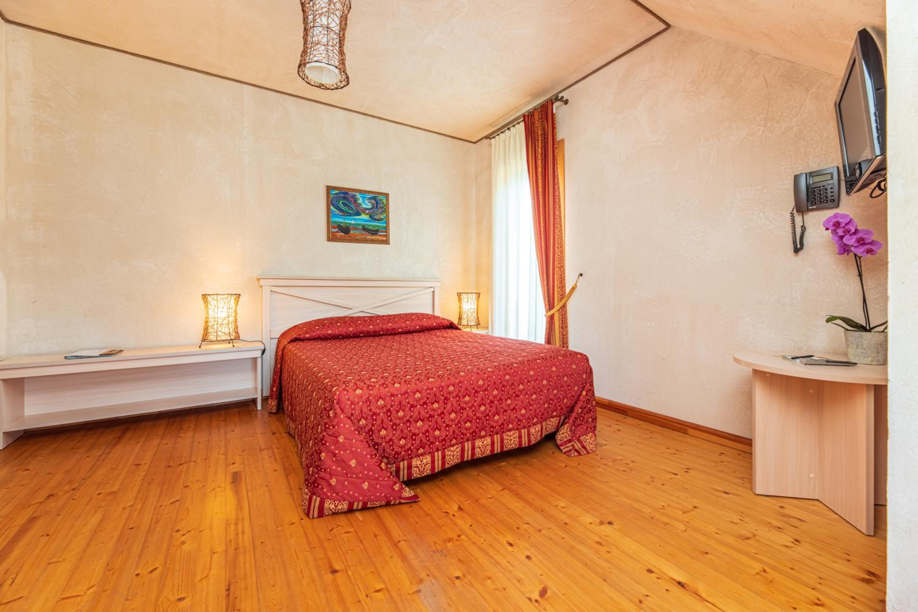 Superior Double Room photo 2