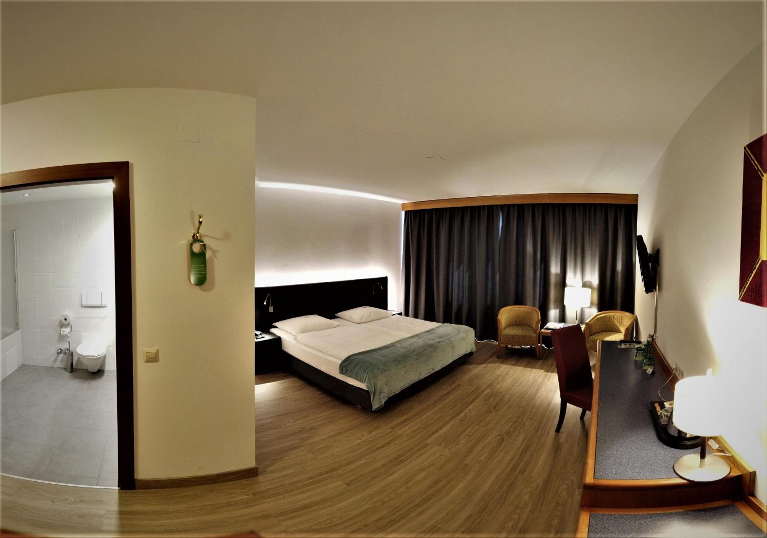 Standard Triple Room - Photo 1
