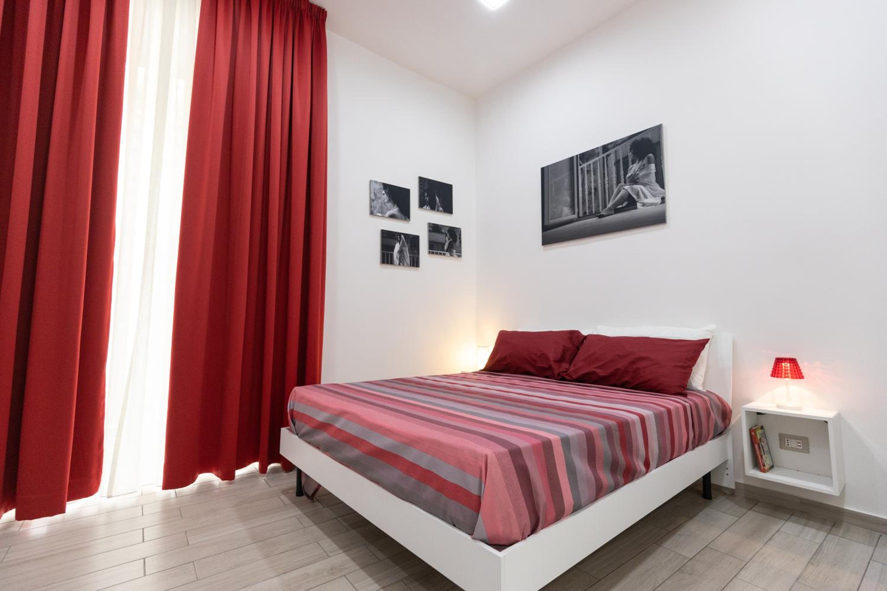 Quadruple Room with Private Bathroom