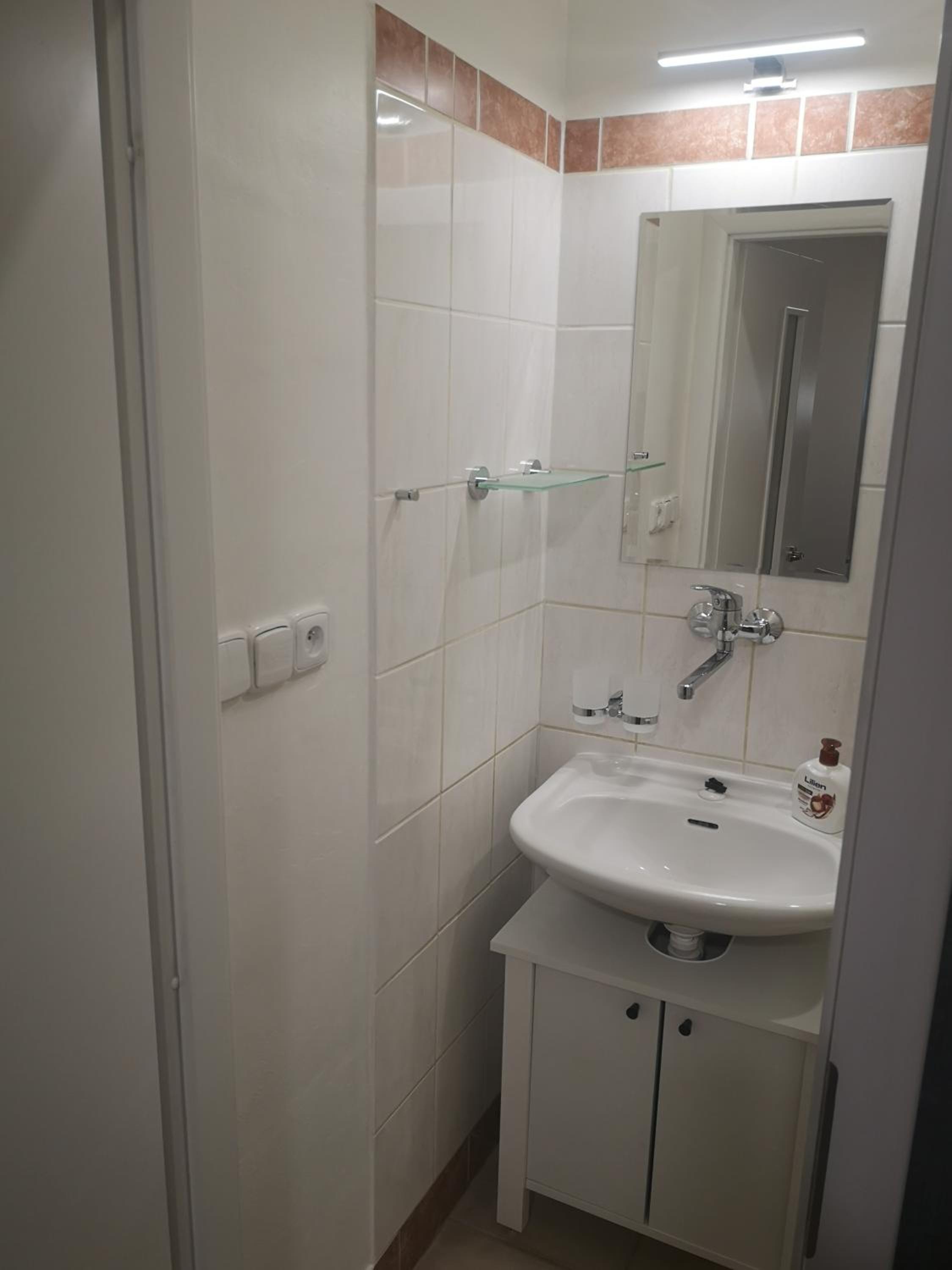 Triple Room with Shower photo 3
