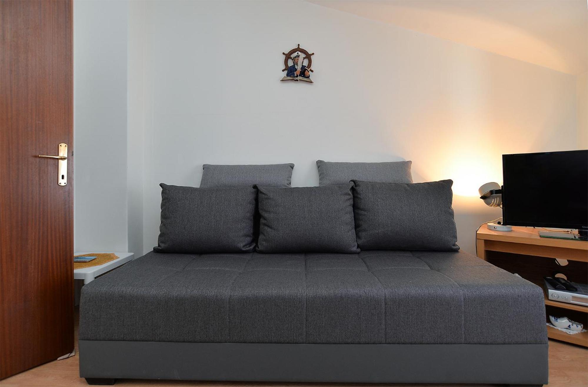Apartment photo 3