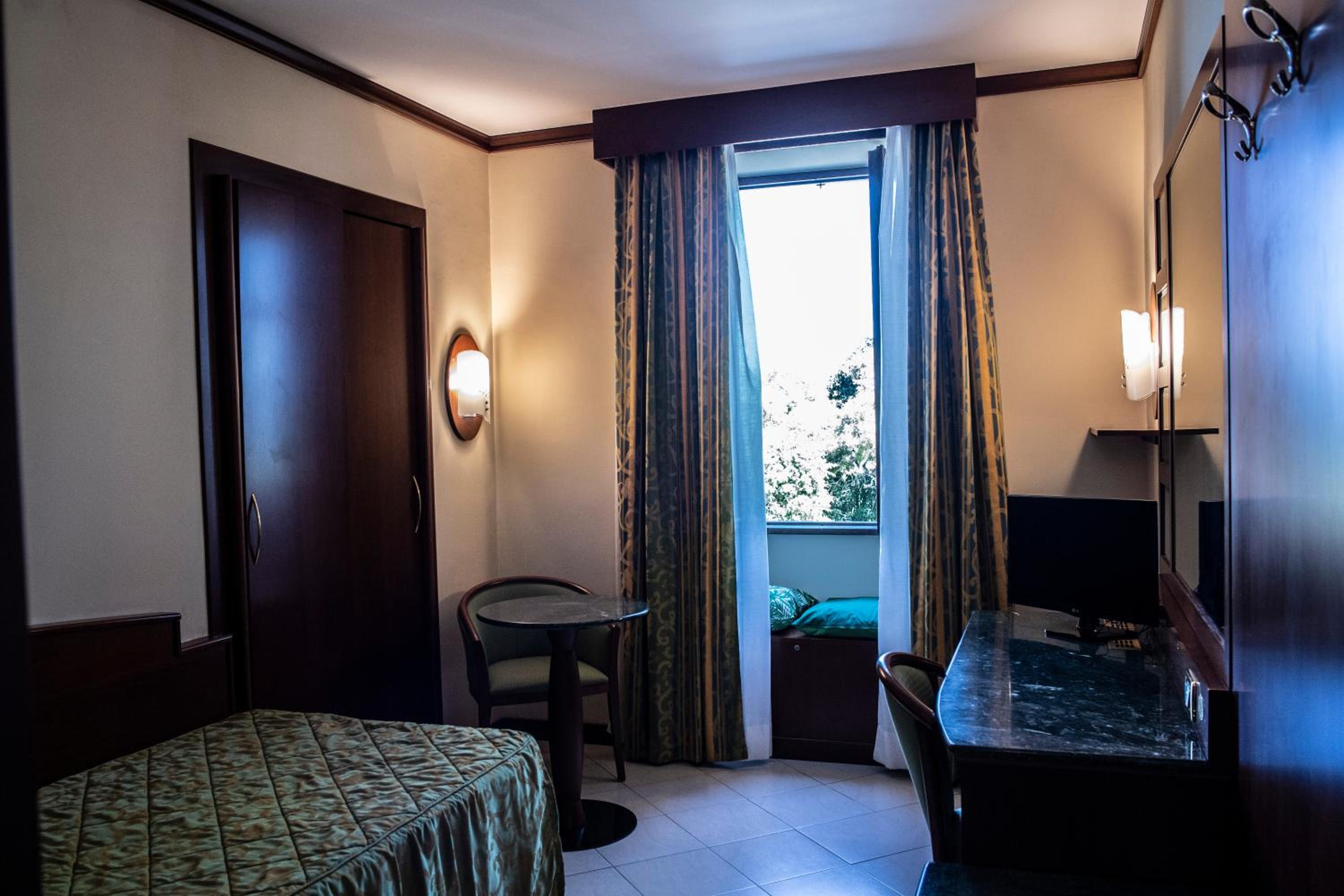 Single Room with Sea View