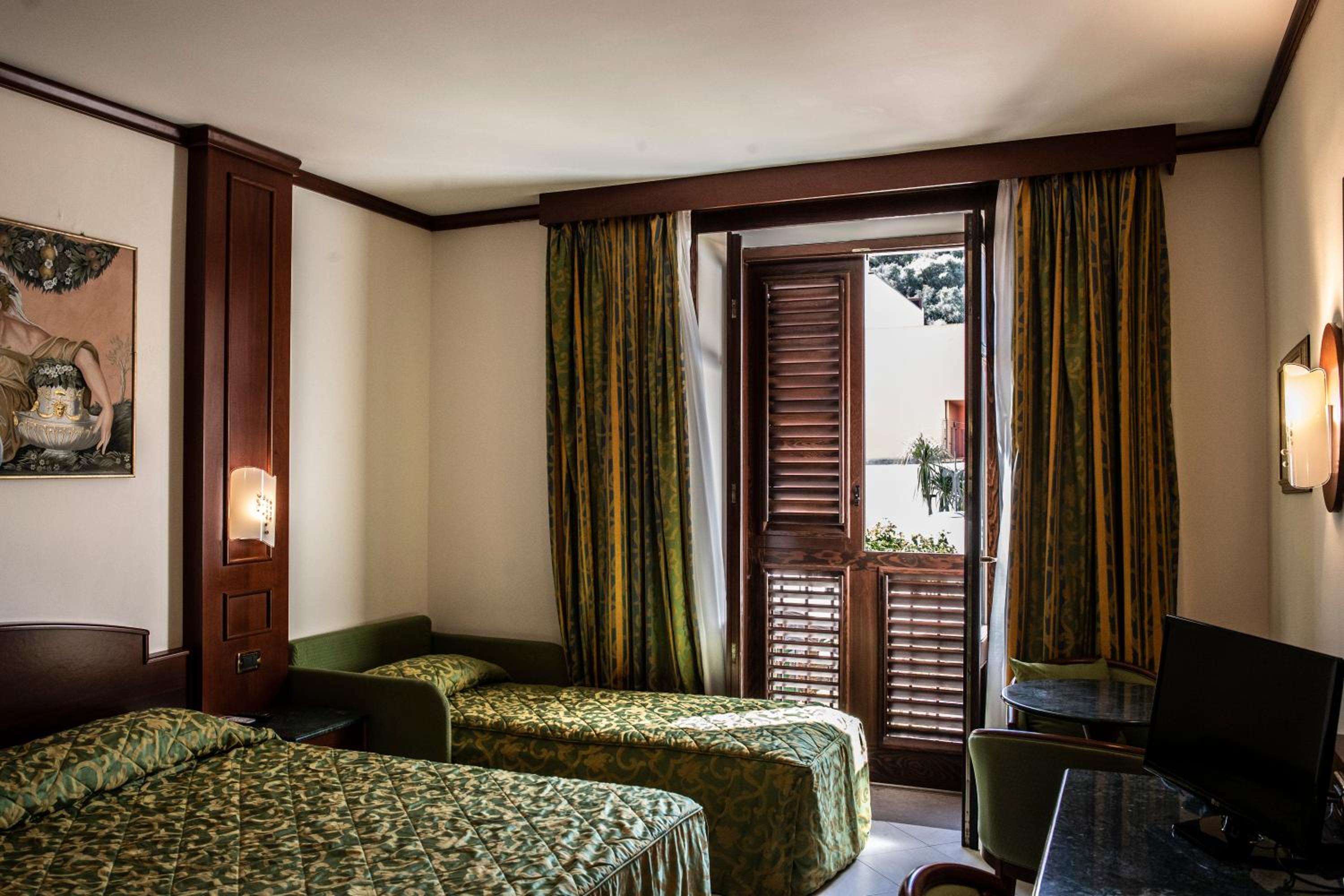 Triple Room - Photo 3