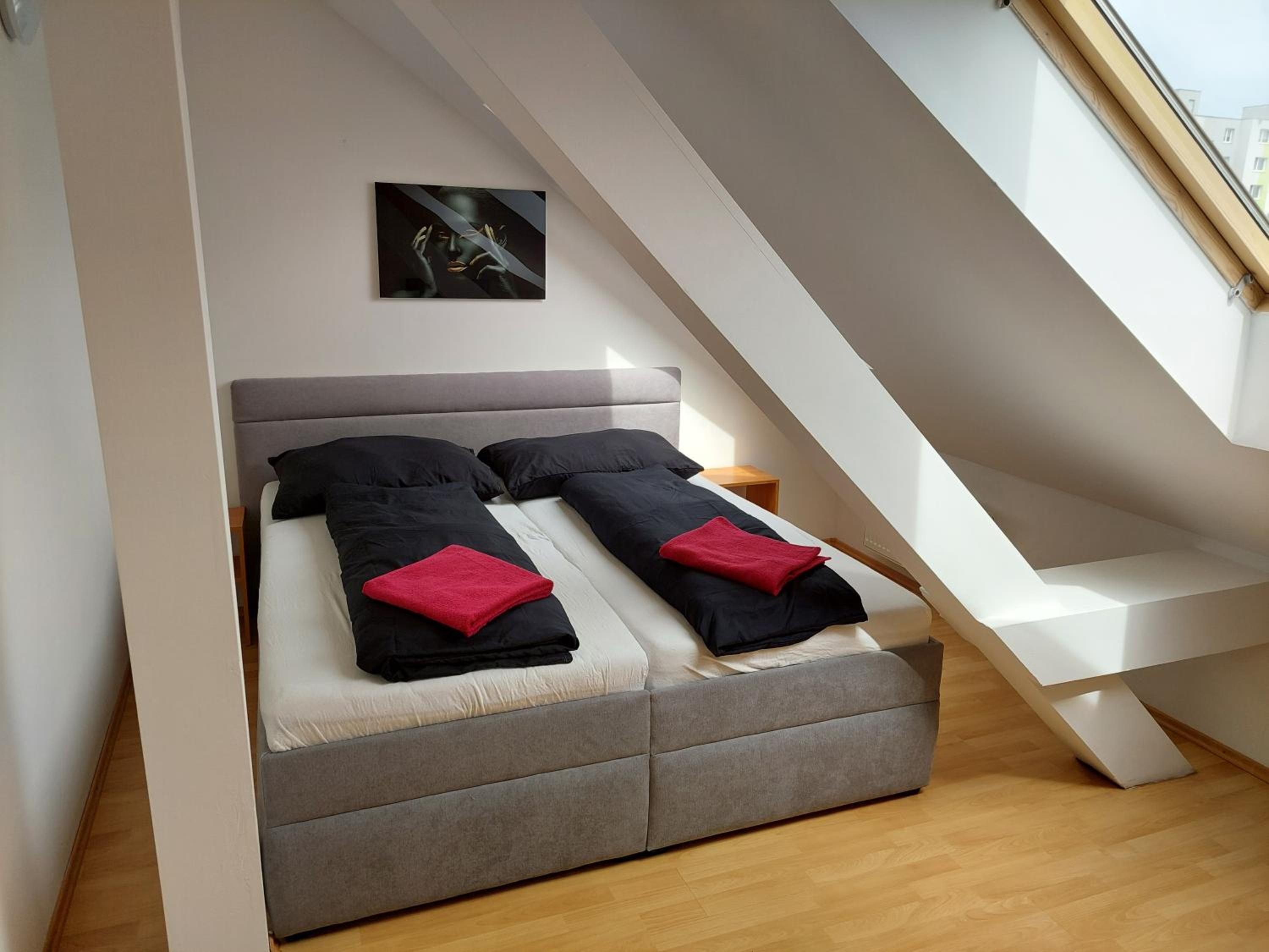 Double Room with Private Bathroom - Photo 1