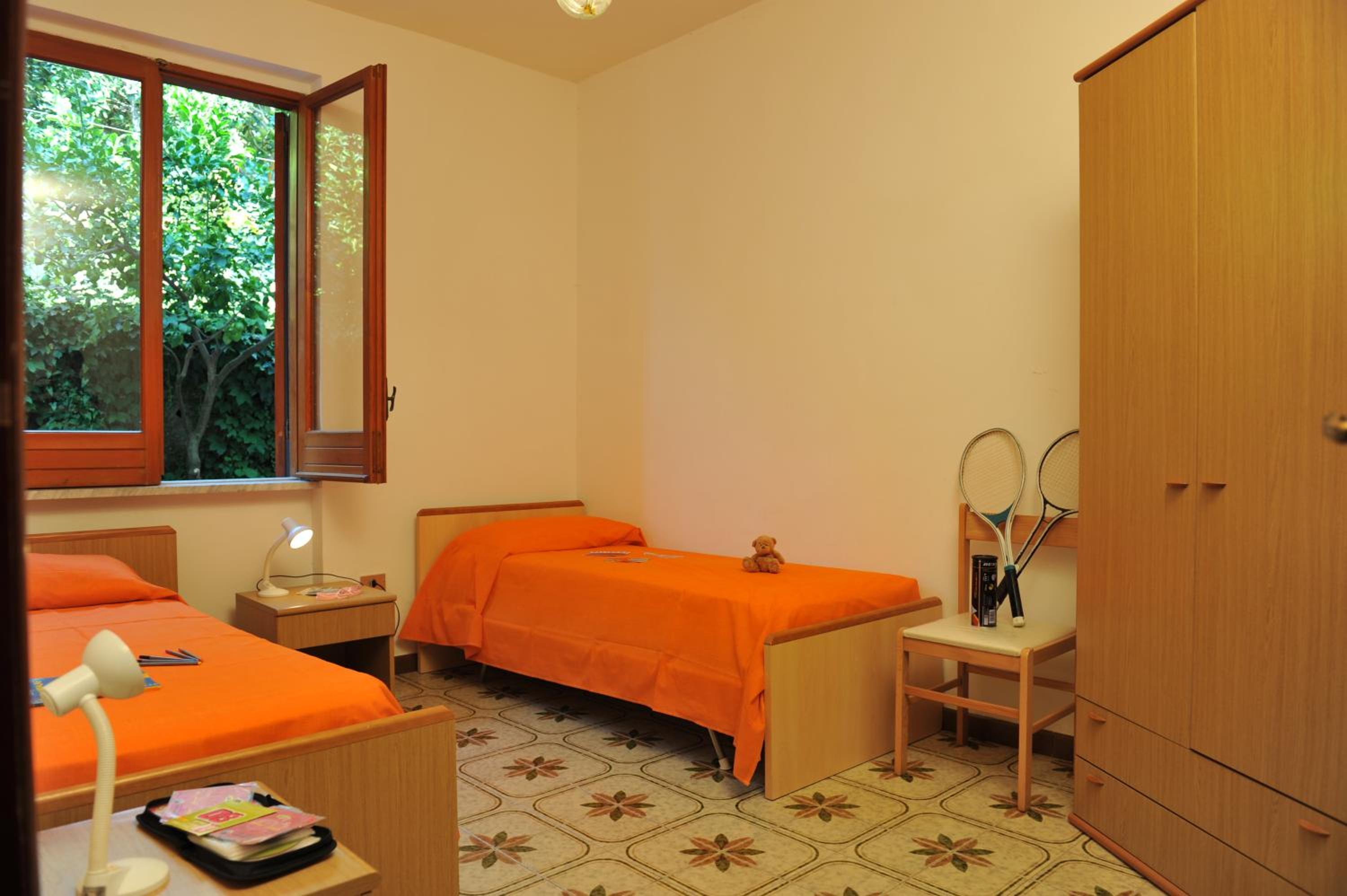 Two-Bedroom Apartment (6 Adults) - Photo 1