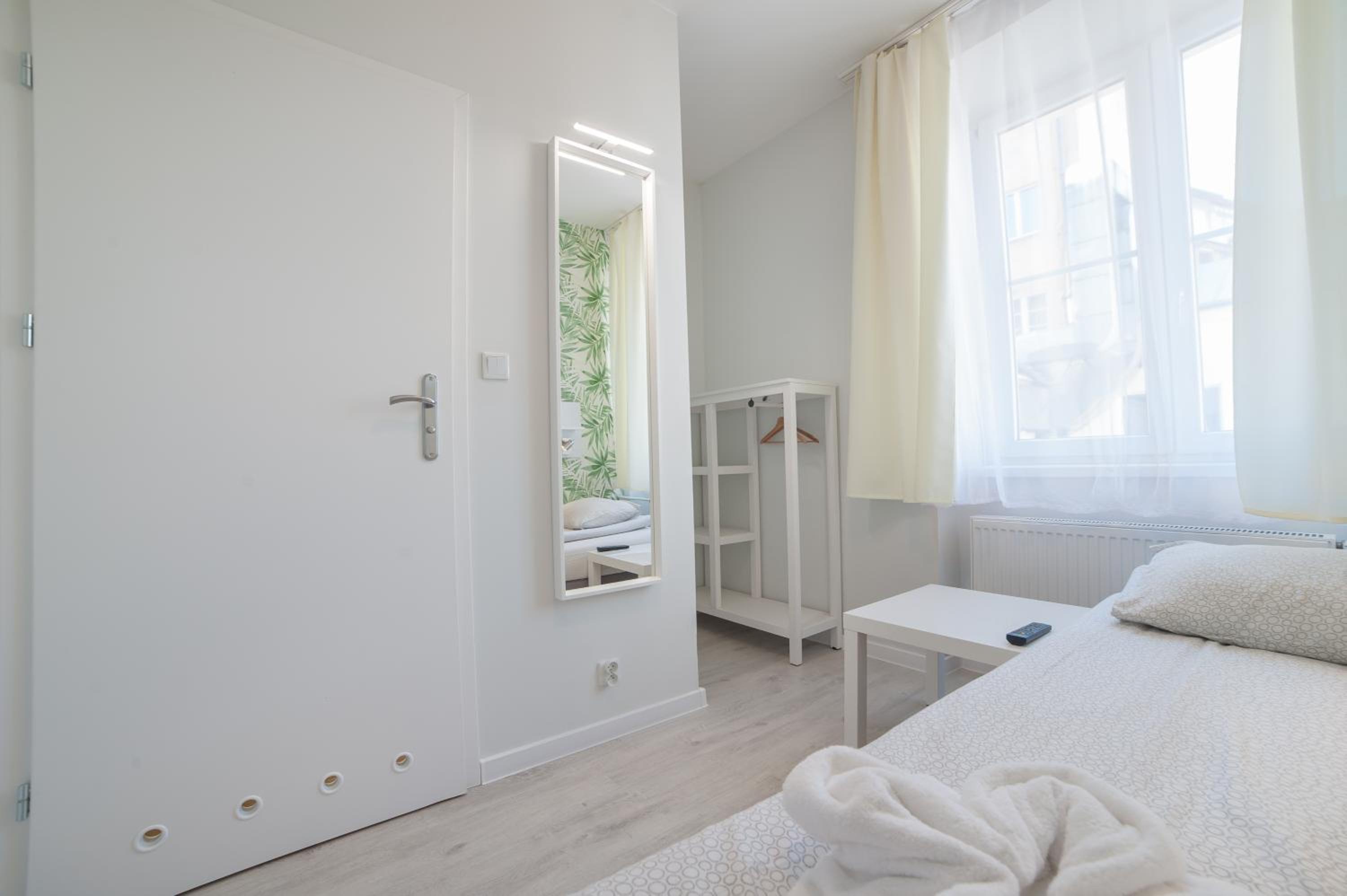 Deluxe Single Room with Bathroom photo 3