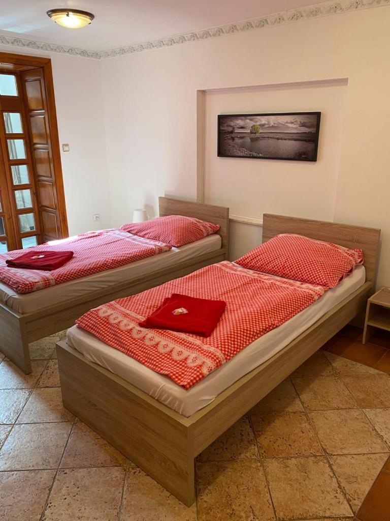 Classic Triple Room photo 1
