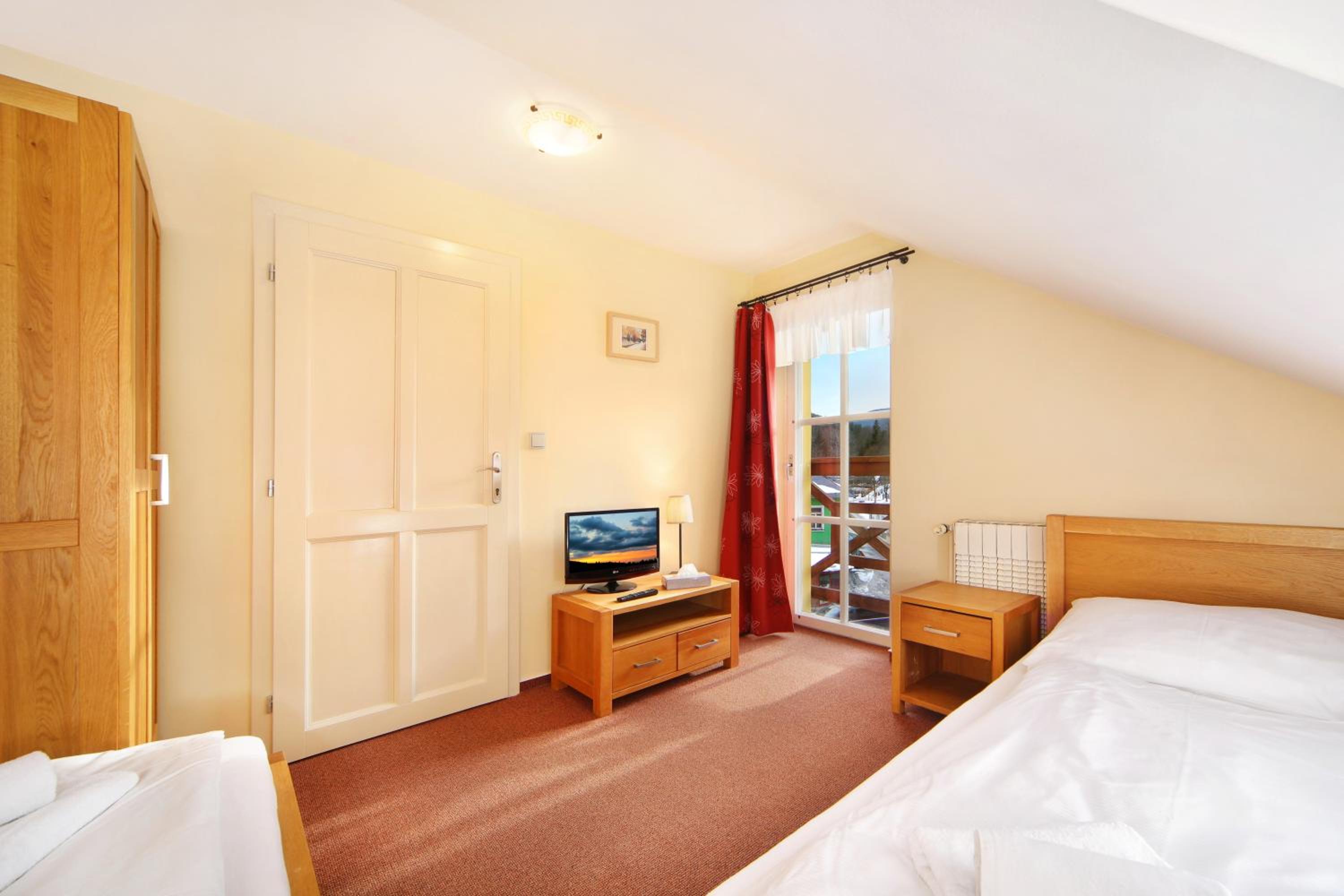 Family Suite - Photo 19