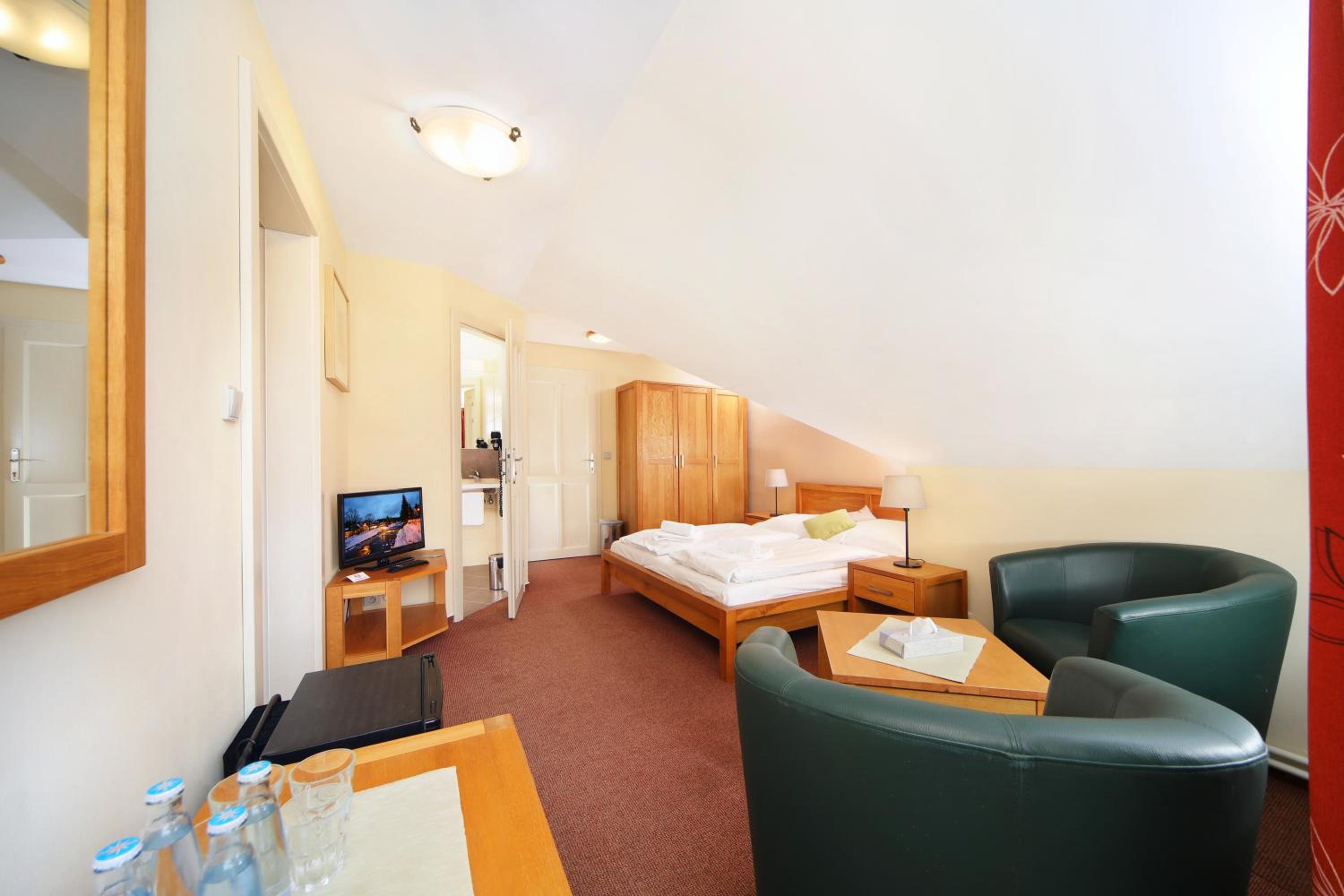 Family Suite - Photo 13