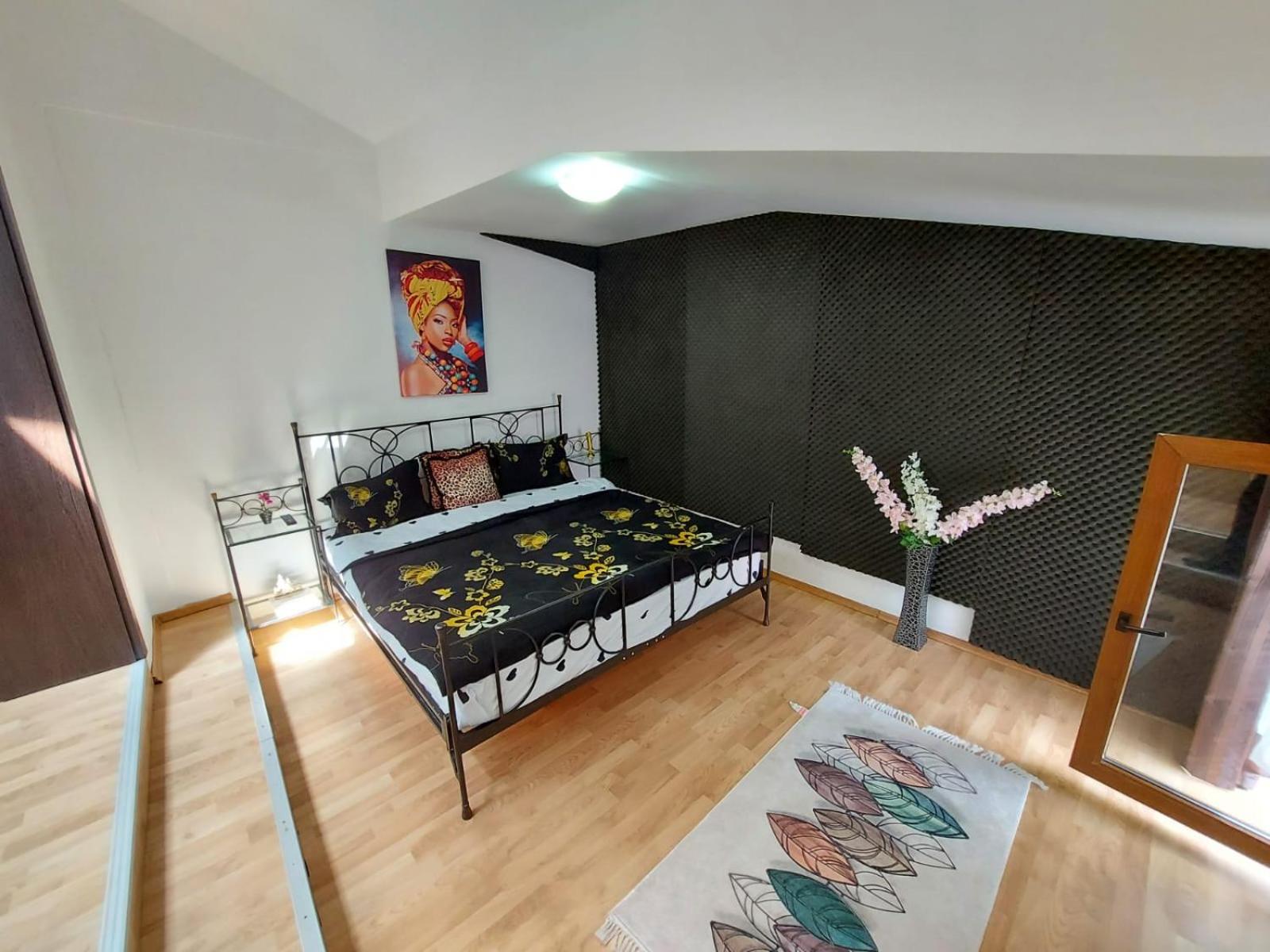 Deluxe King Studio - Photo 18