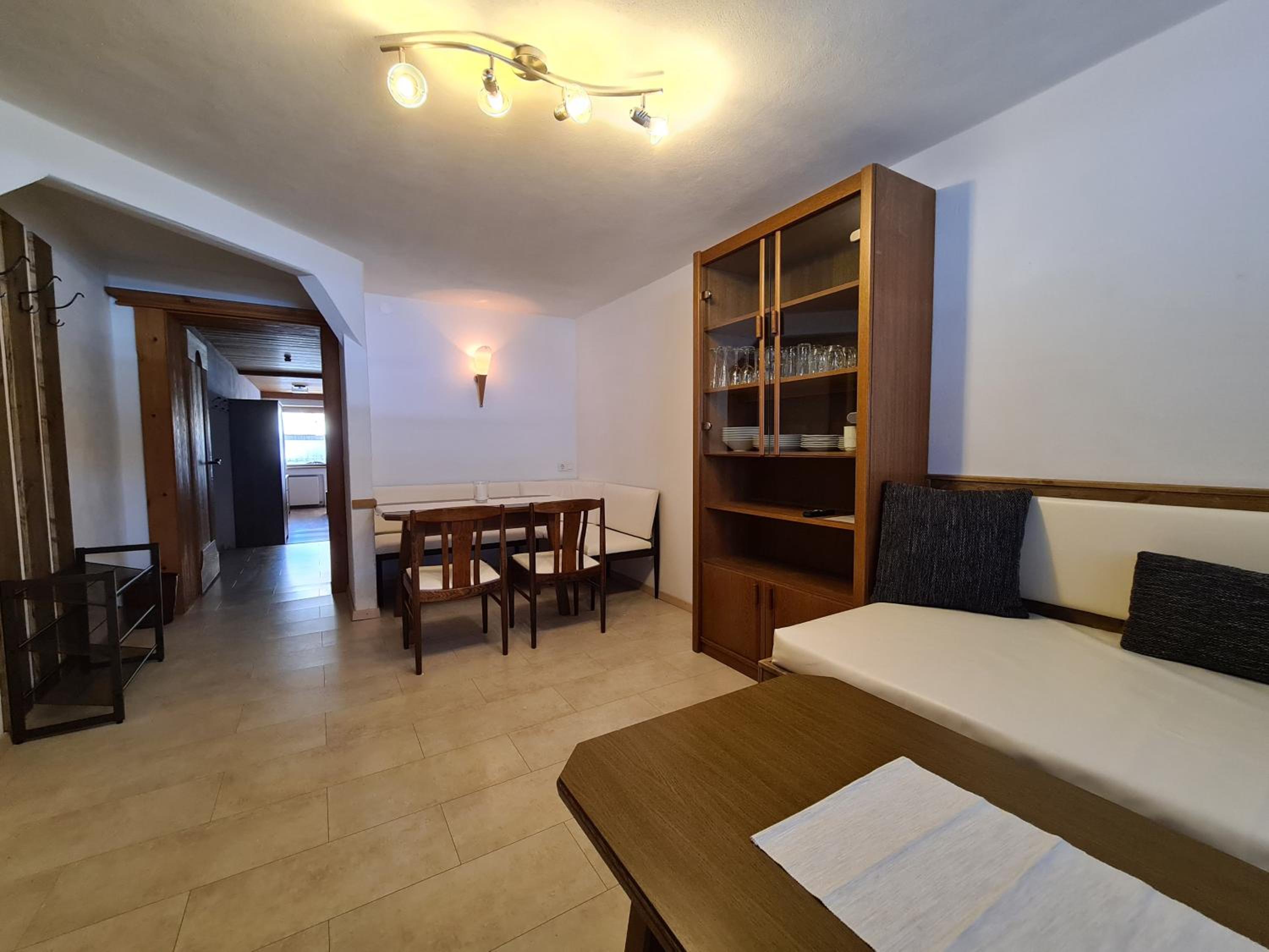 Two-Bedroom Apartment with Garden View photo 3