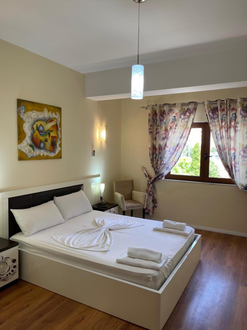 Budget Double Room photo 2