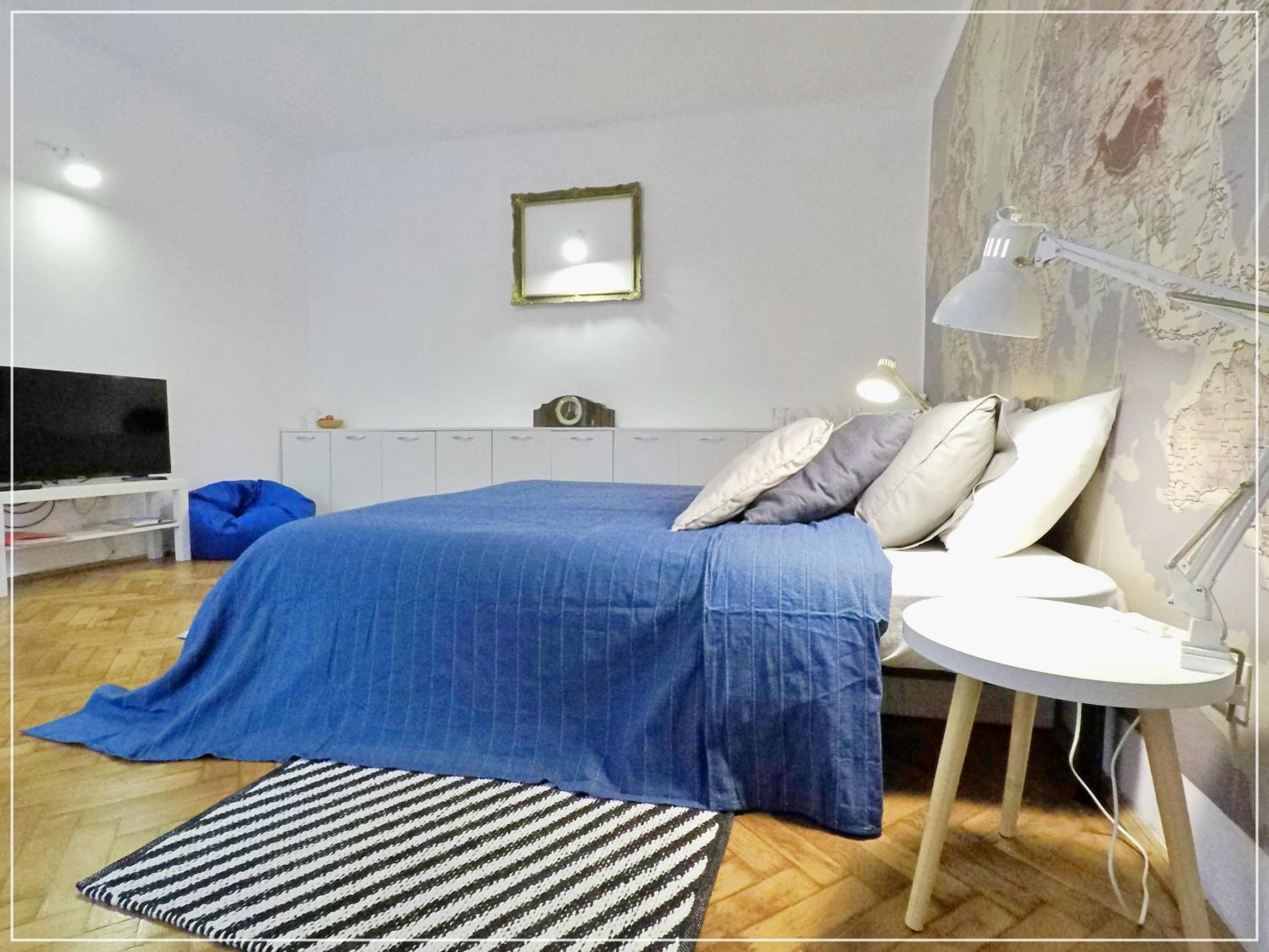 Studio Apartment - Photo 3