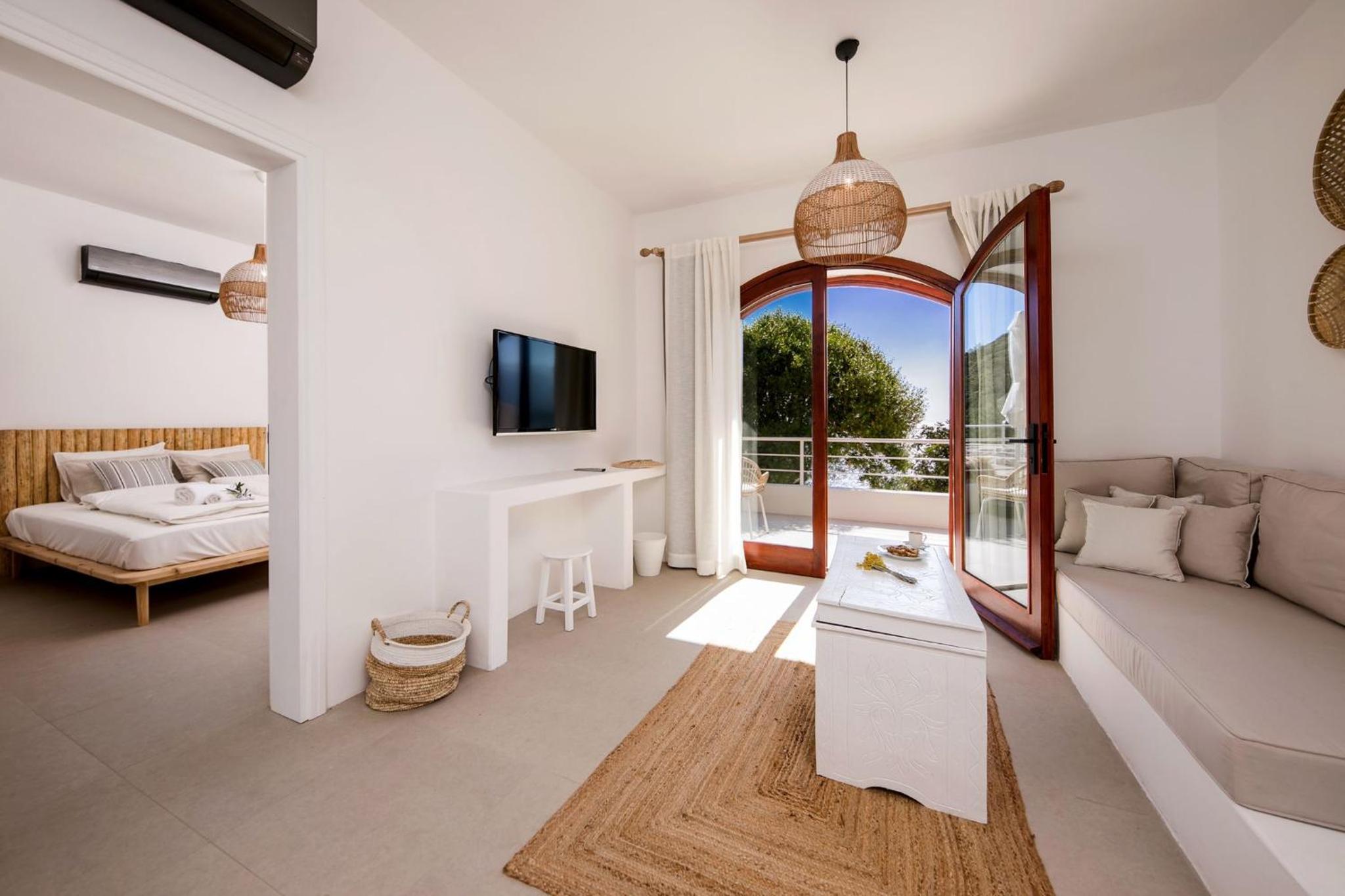 Suite with Sea View - Photo 5
