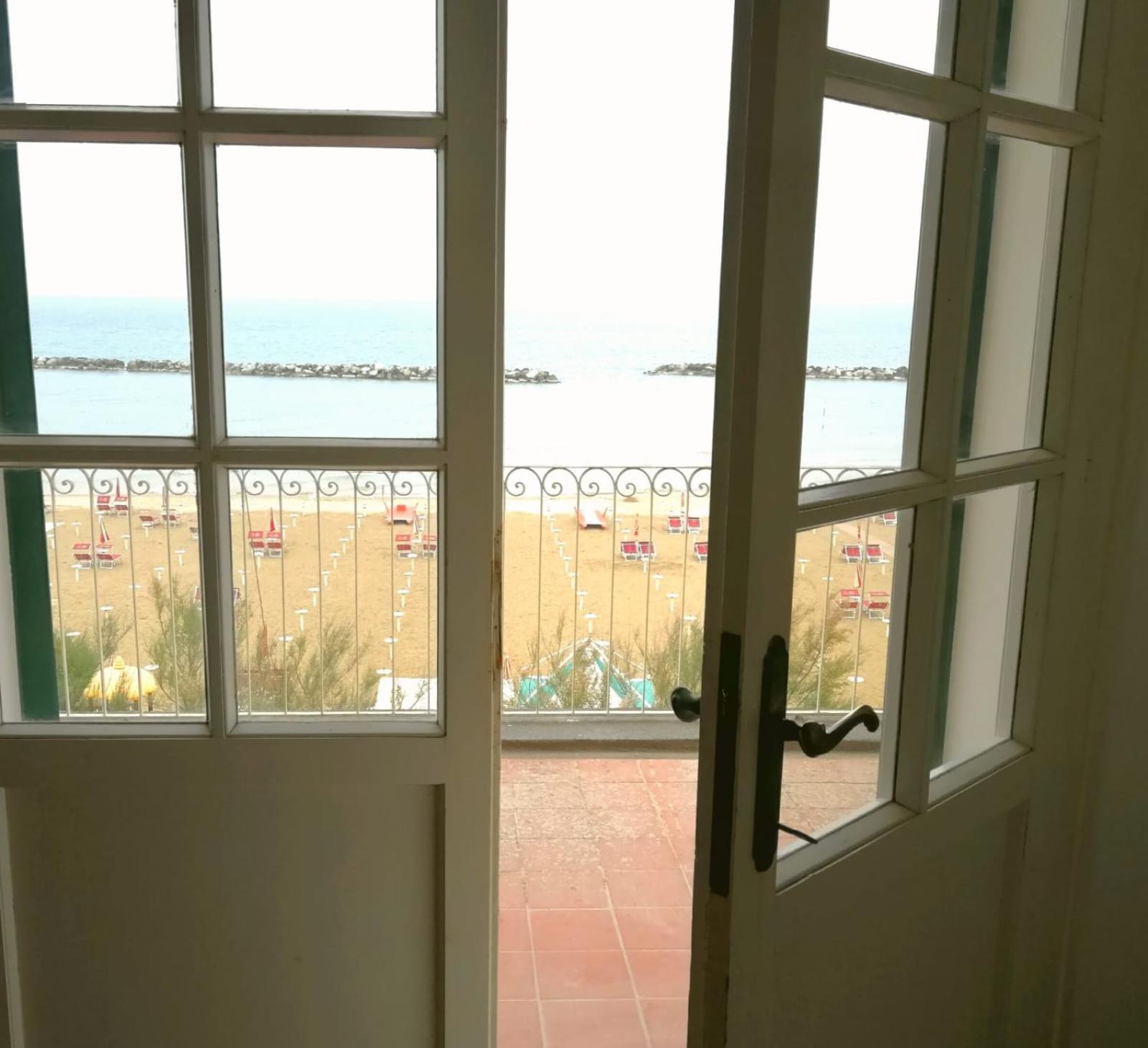 Double Room with Sea View photo 3