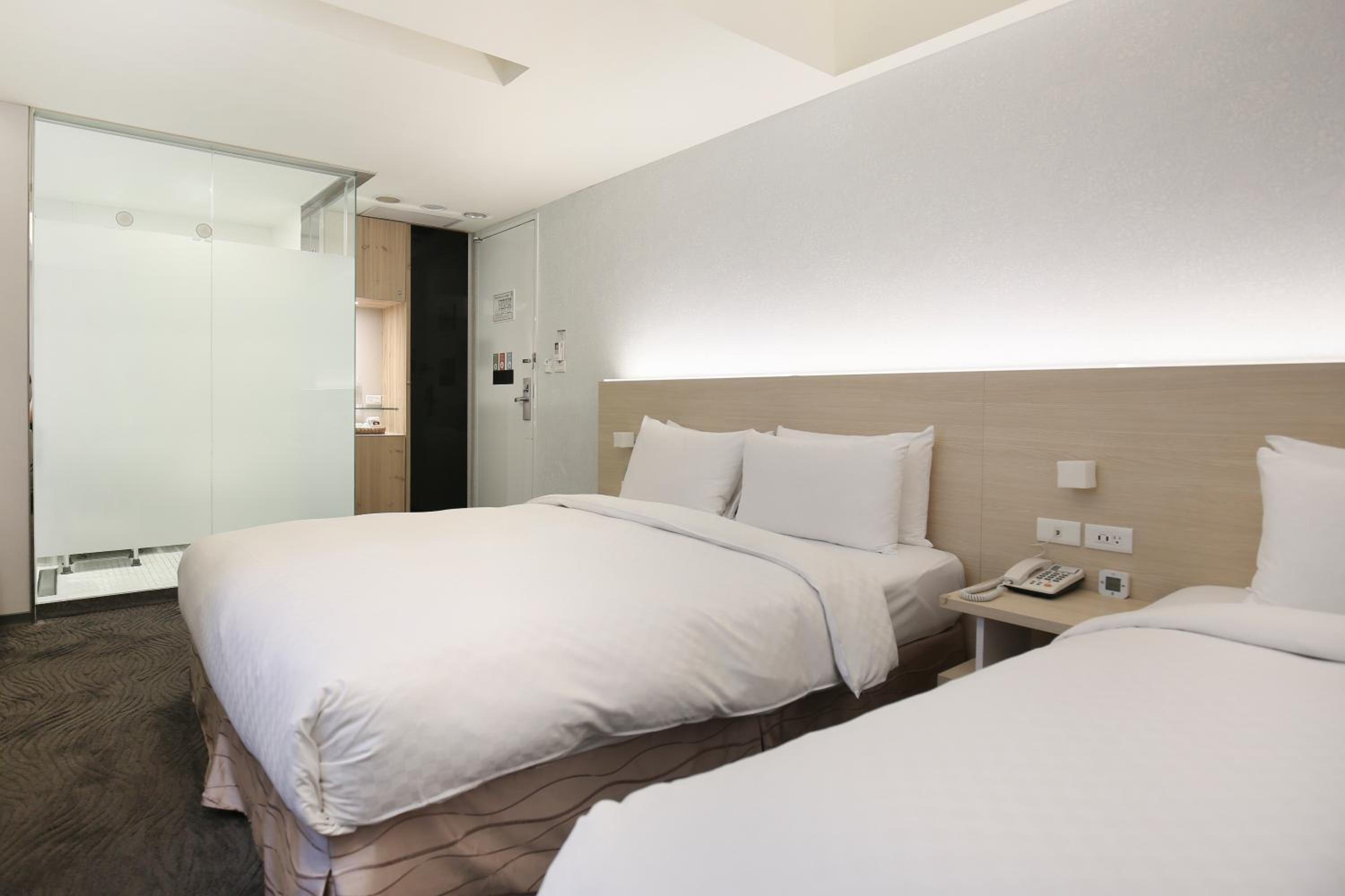 Deluxe Family Triple Room - Photo 4