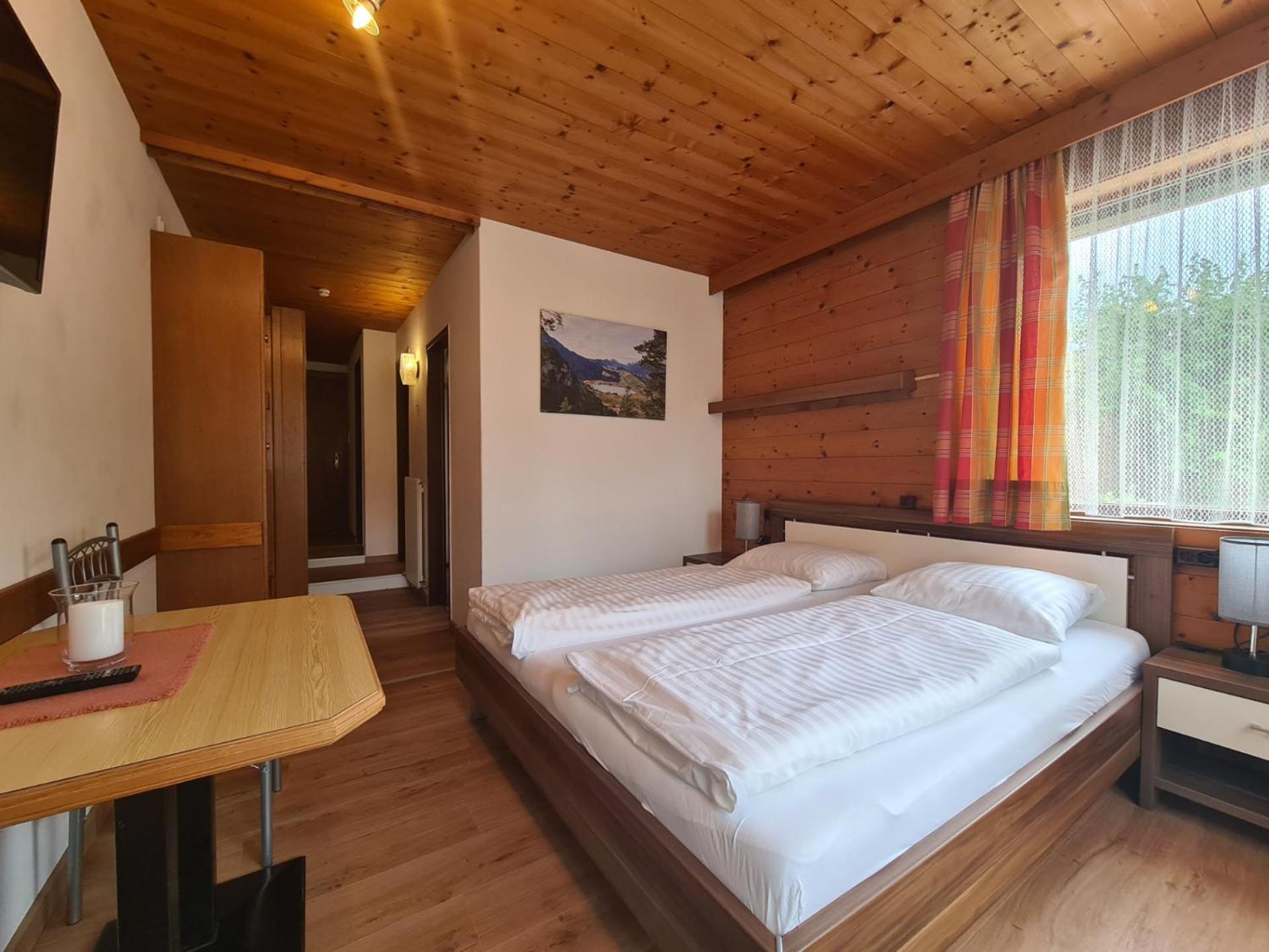 One-Bedroom Apartment with Terrace photo 1