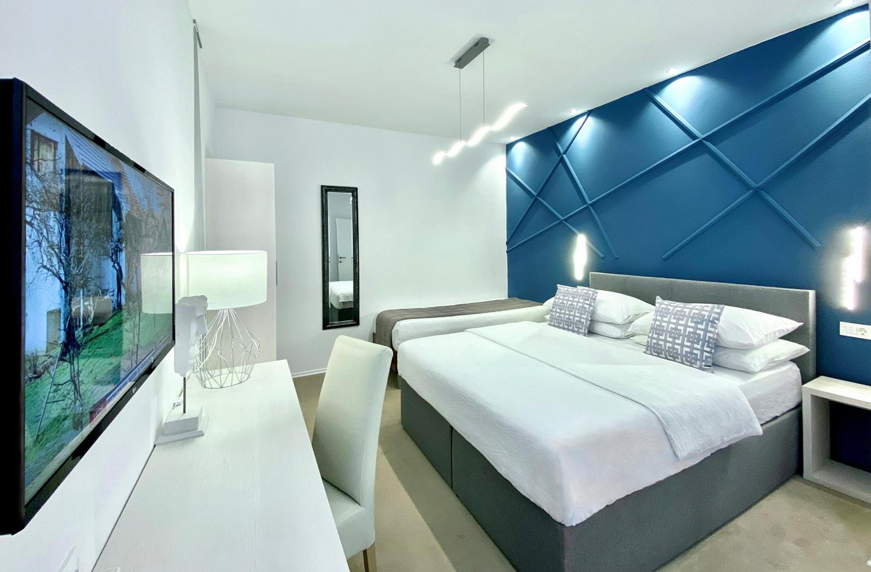 Suite with Balcony photo 3