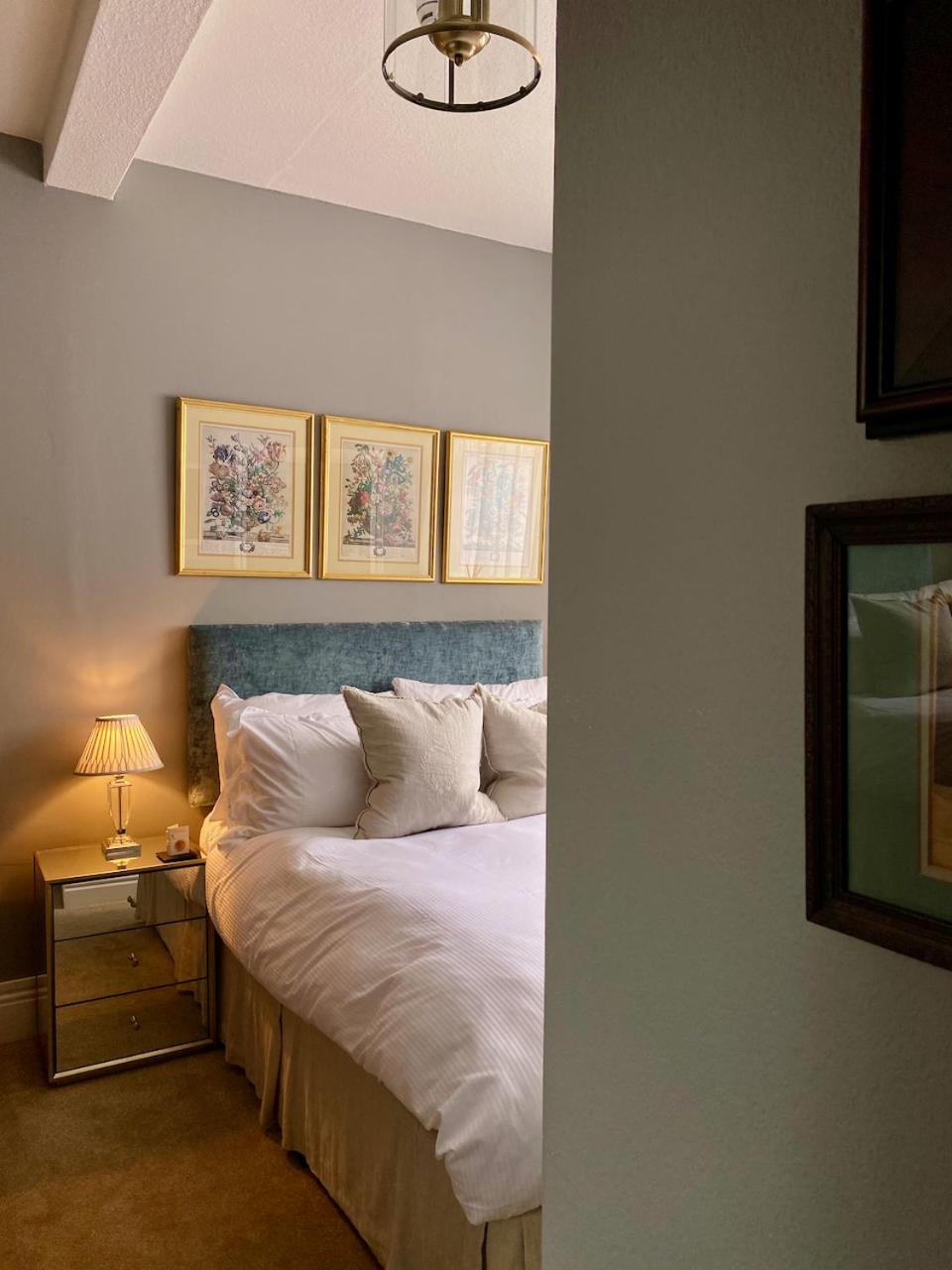 Small Double Room - Ground Floor- Pets not allowed  photo 1