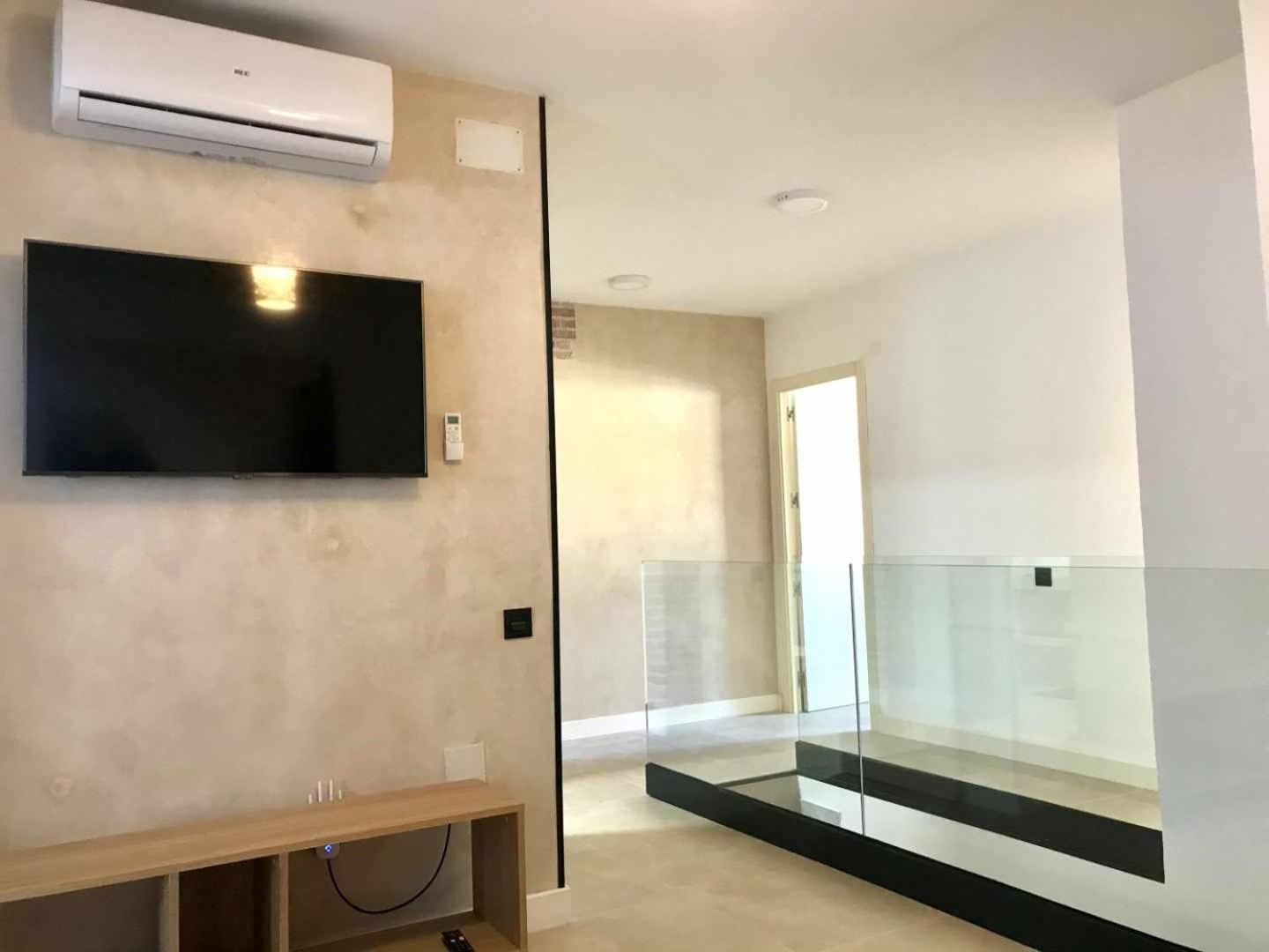 Deluxe Apartment - Photo 6