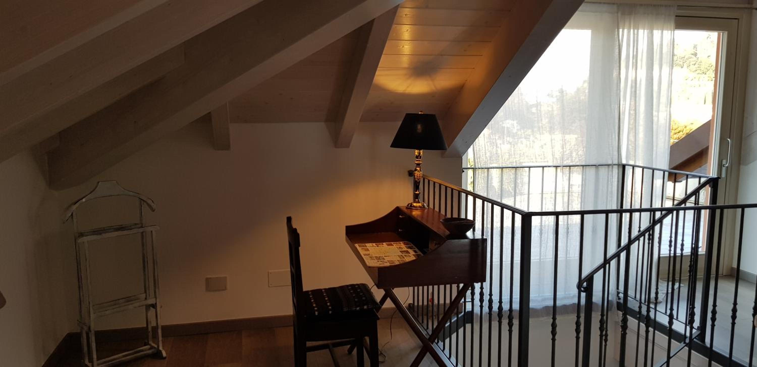 Apartment with Lake View - Photo 21