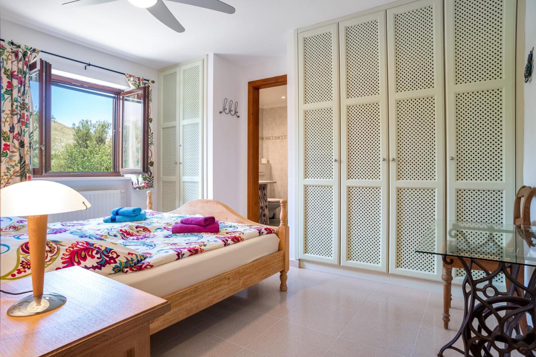 Villa photo 3
