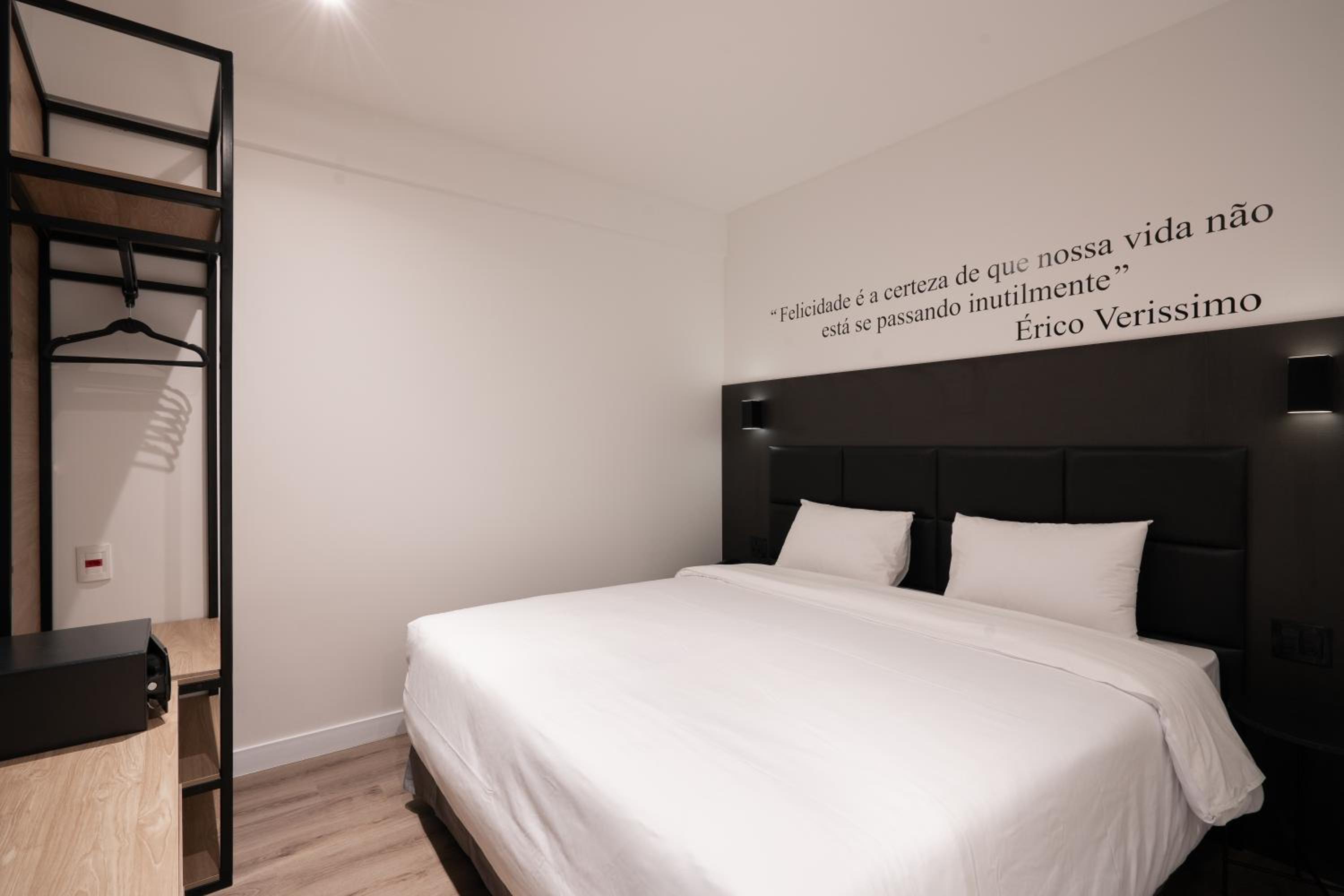 Superior Quadruple Room - Photo 1