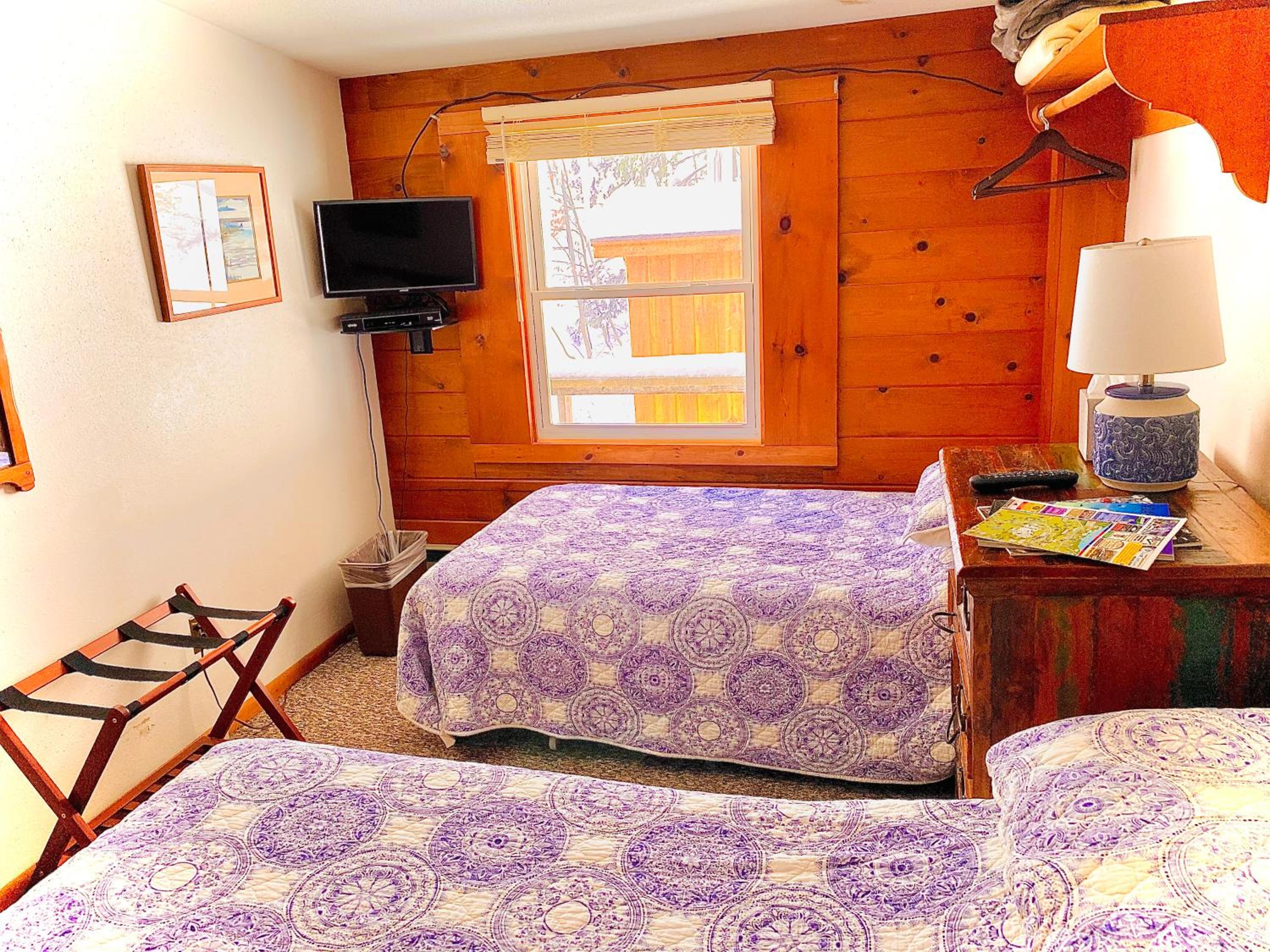 Comfort Triple Room with Shower photo 2
