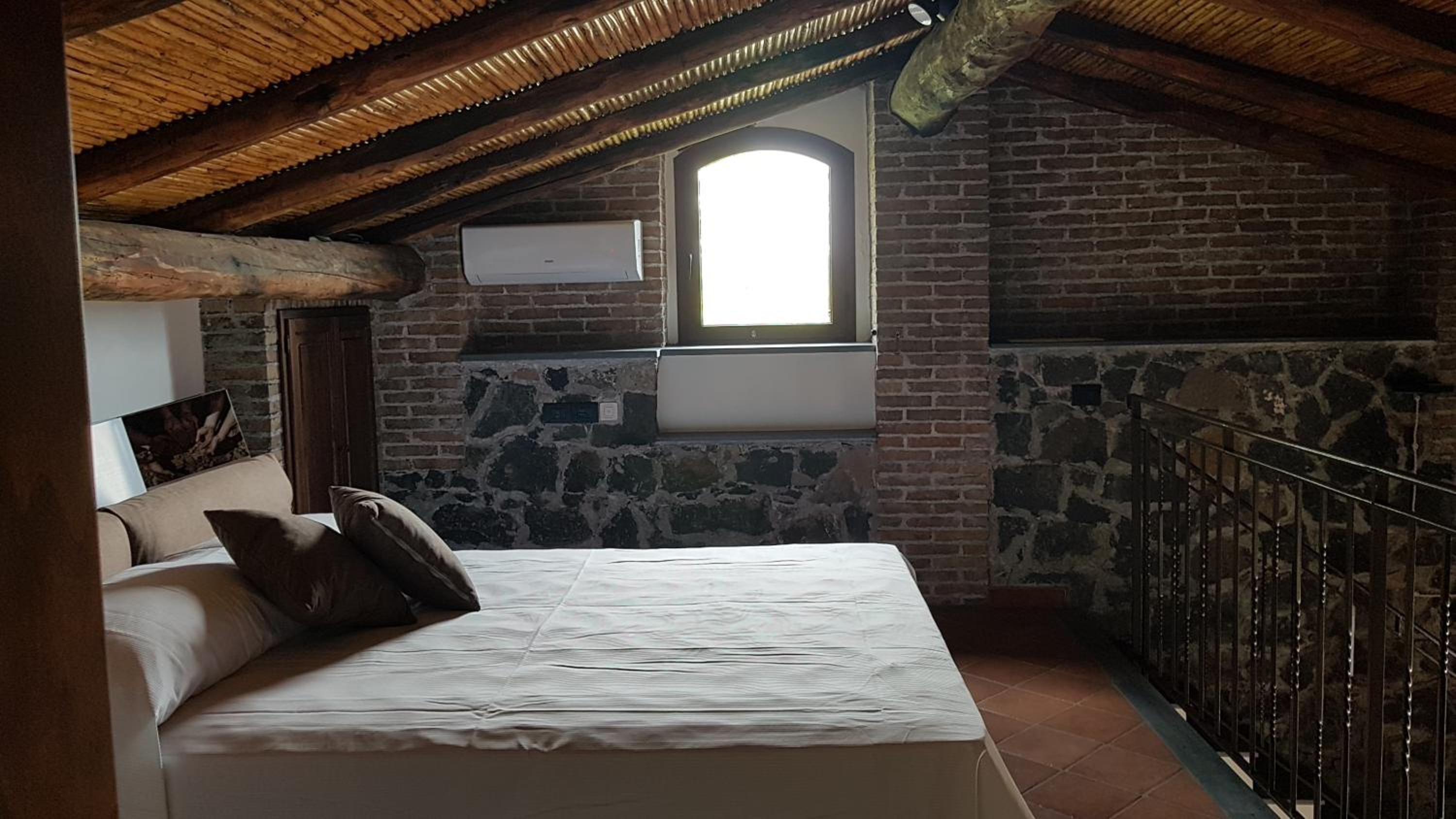 Deluxe Double Room - Photo 6