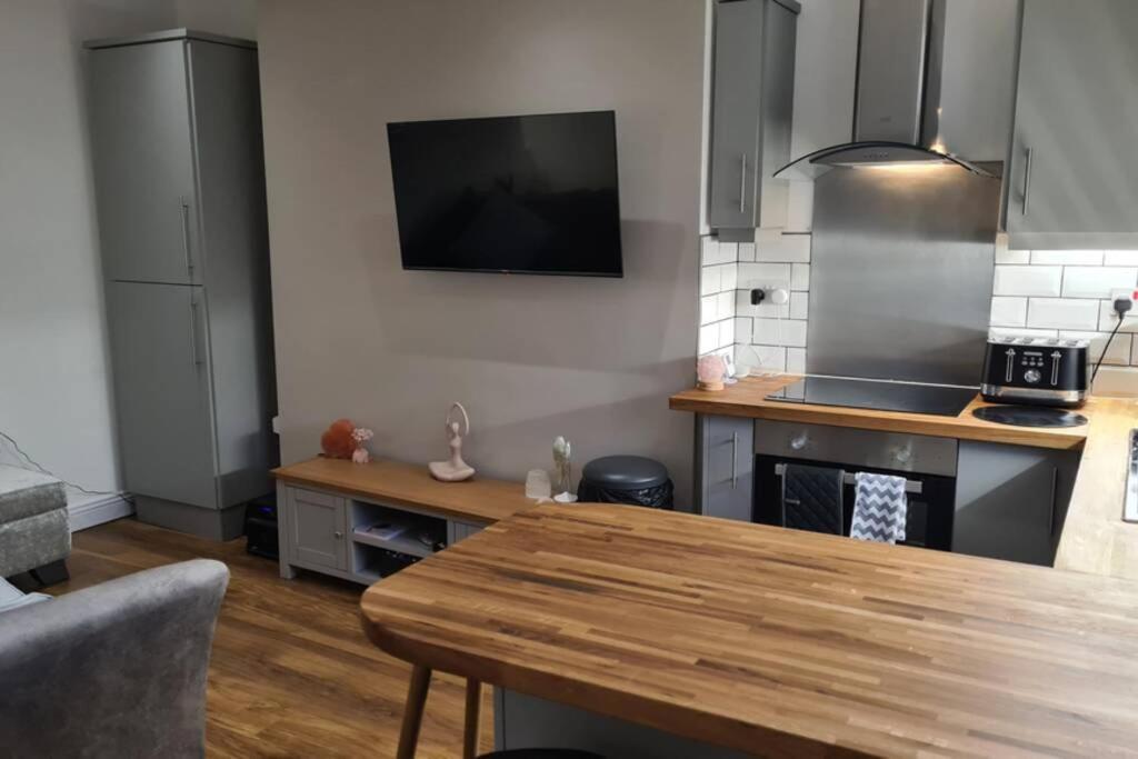 Two-Bedroom House - Photo 8