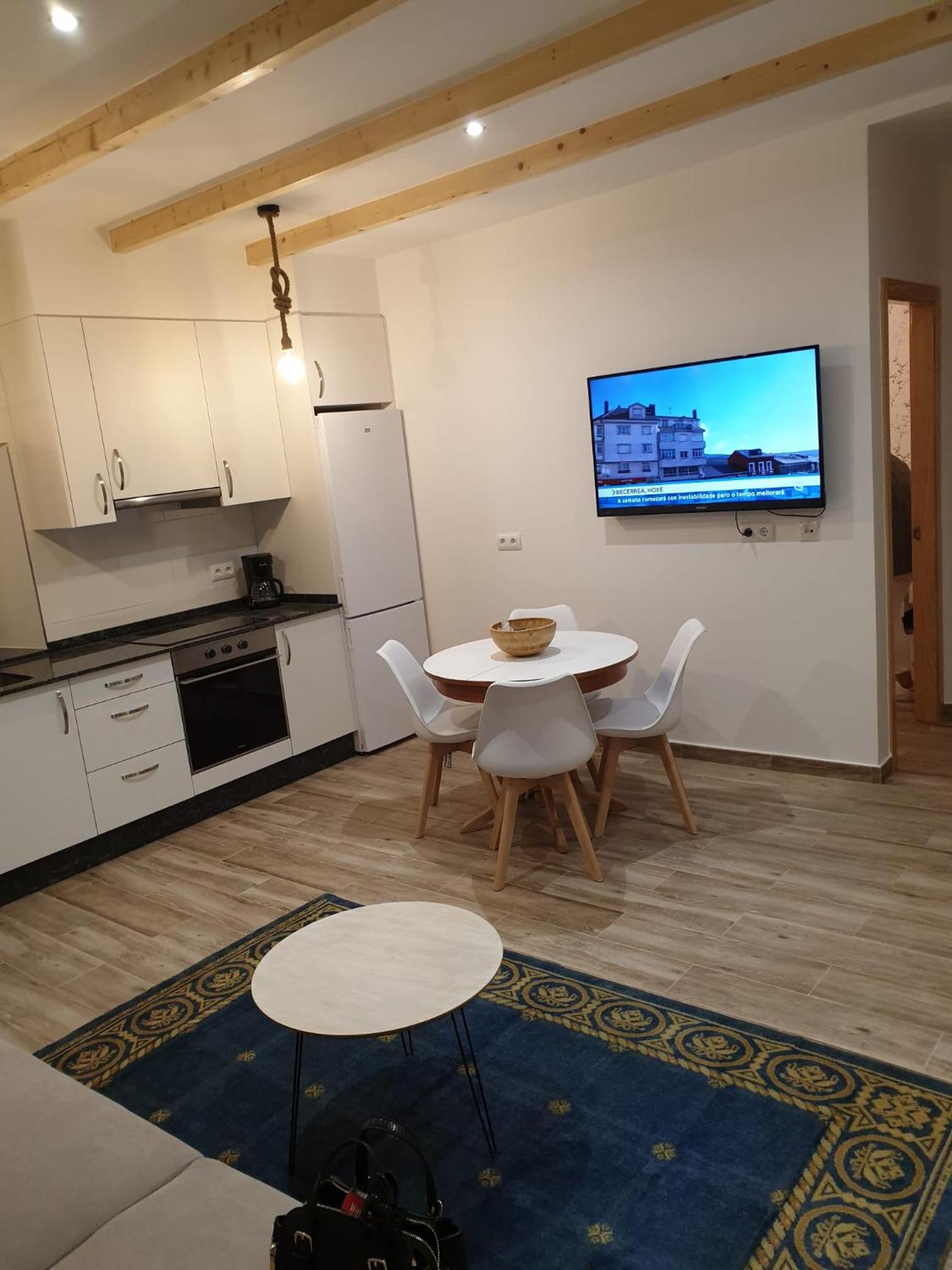 Two-Bedroom House photo 3