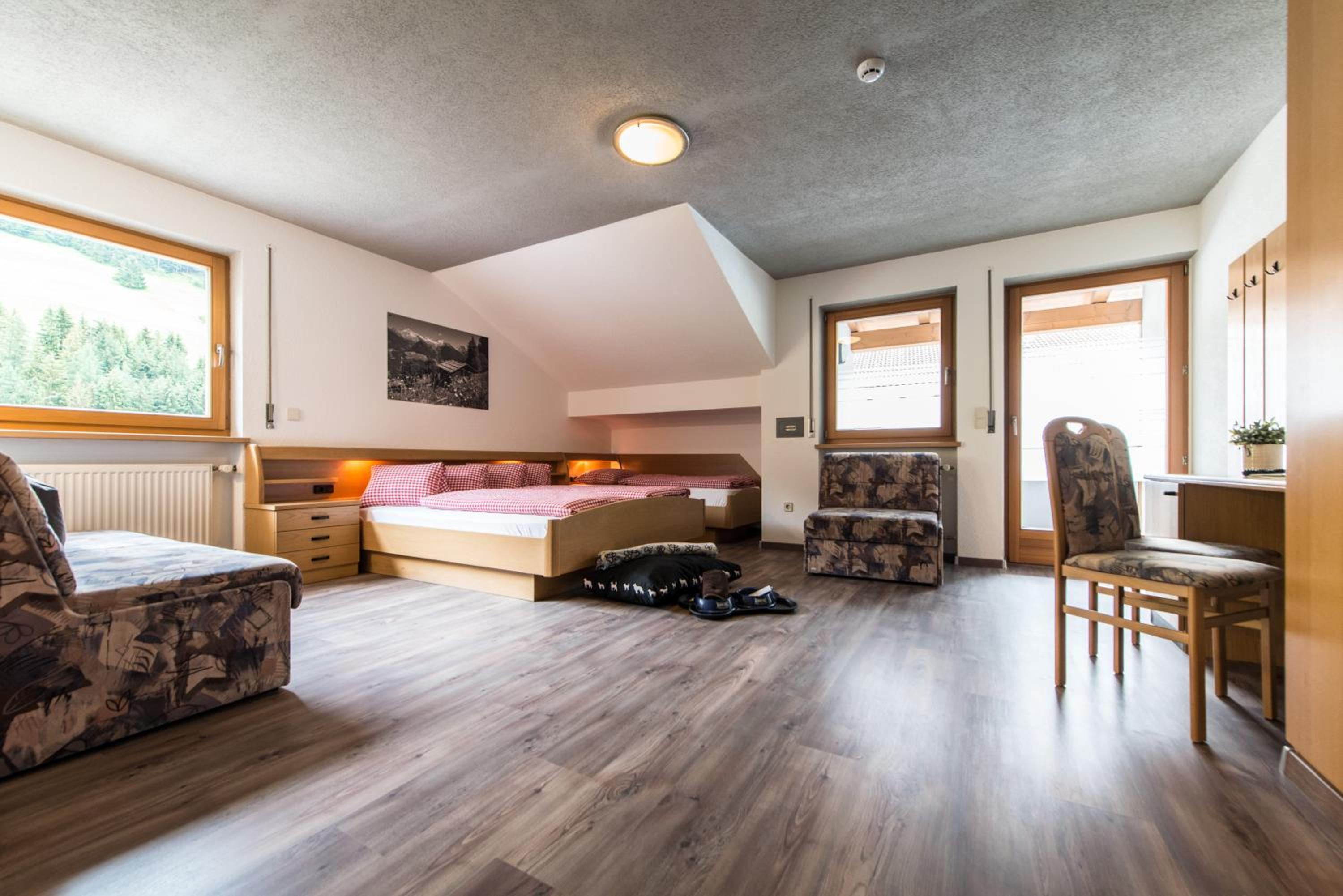 Superior Double Room - Photo 1